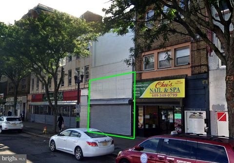 Photo of 1530 Atlantic Avenue, ATLANTIC CITY, NJ 08401 (MLS # NJAC2021036)
