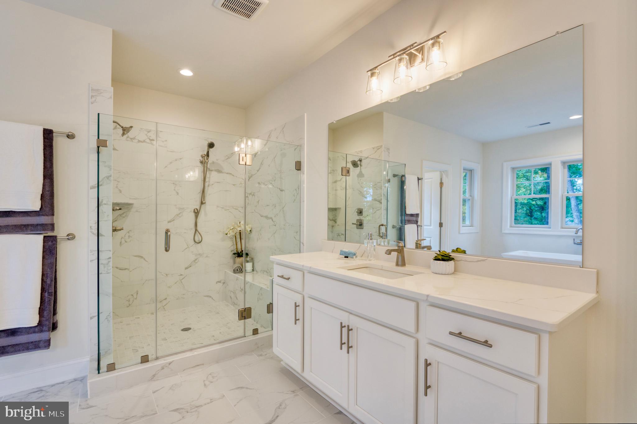 VICTORIA WOODS - Residential