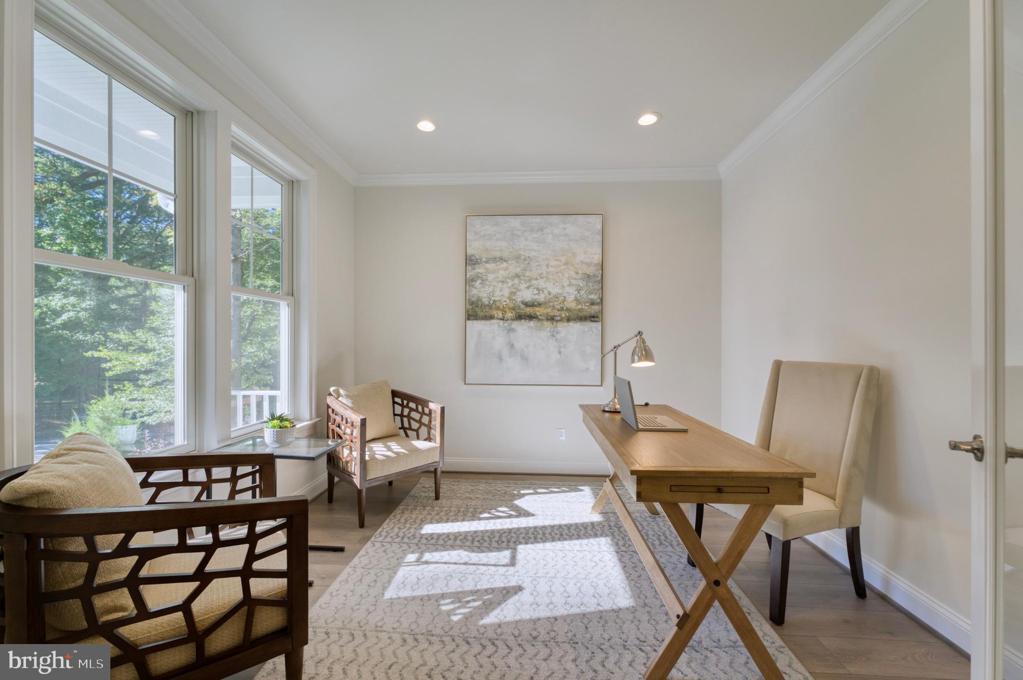 VICTORIA WOODS - Residential