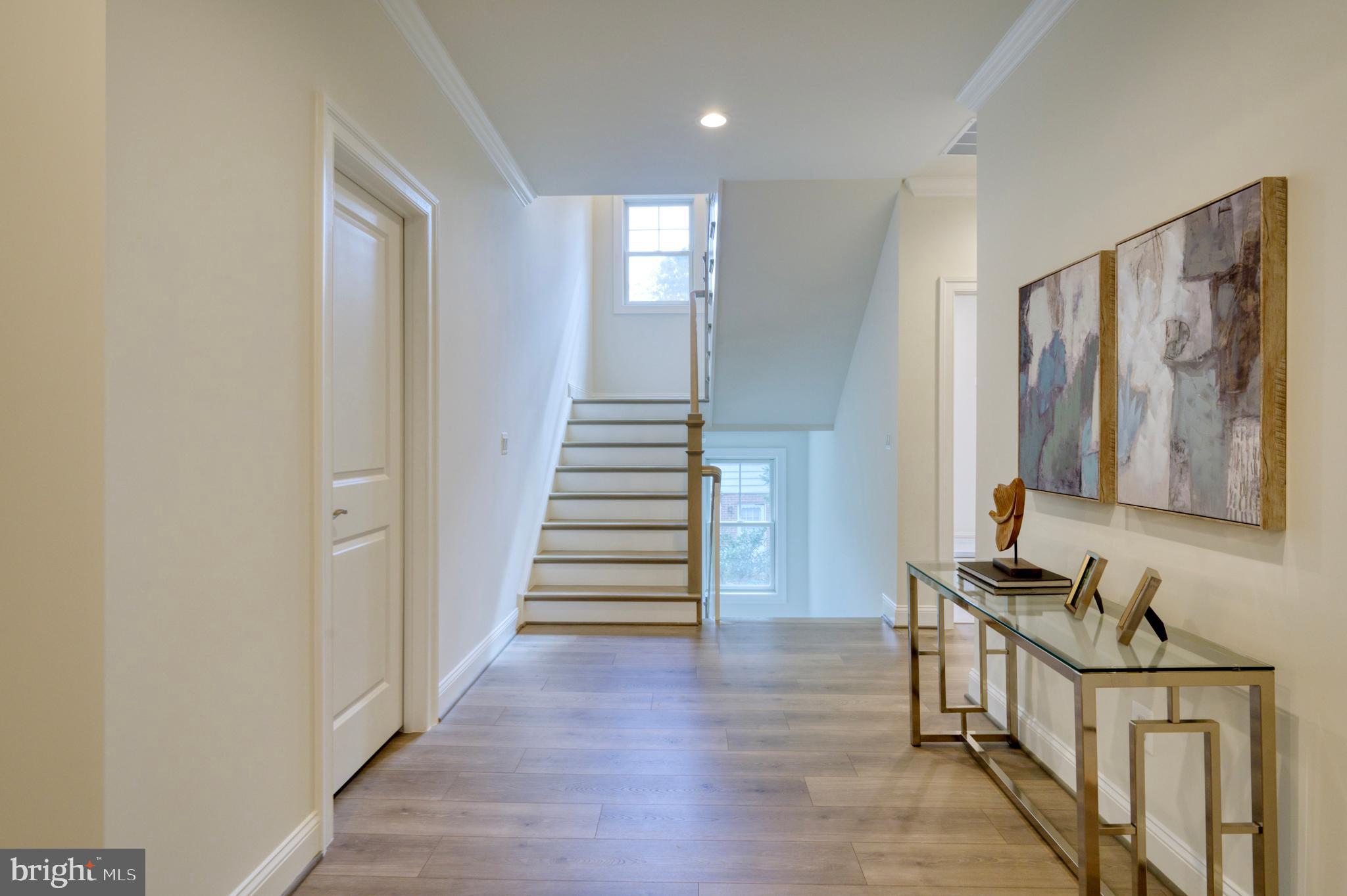 VICTORIA WOODS - Residential