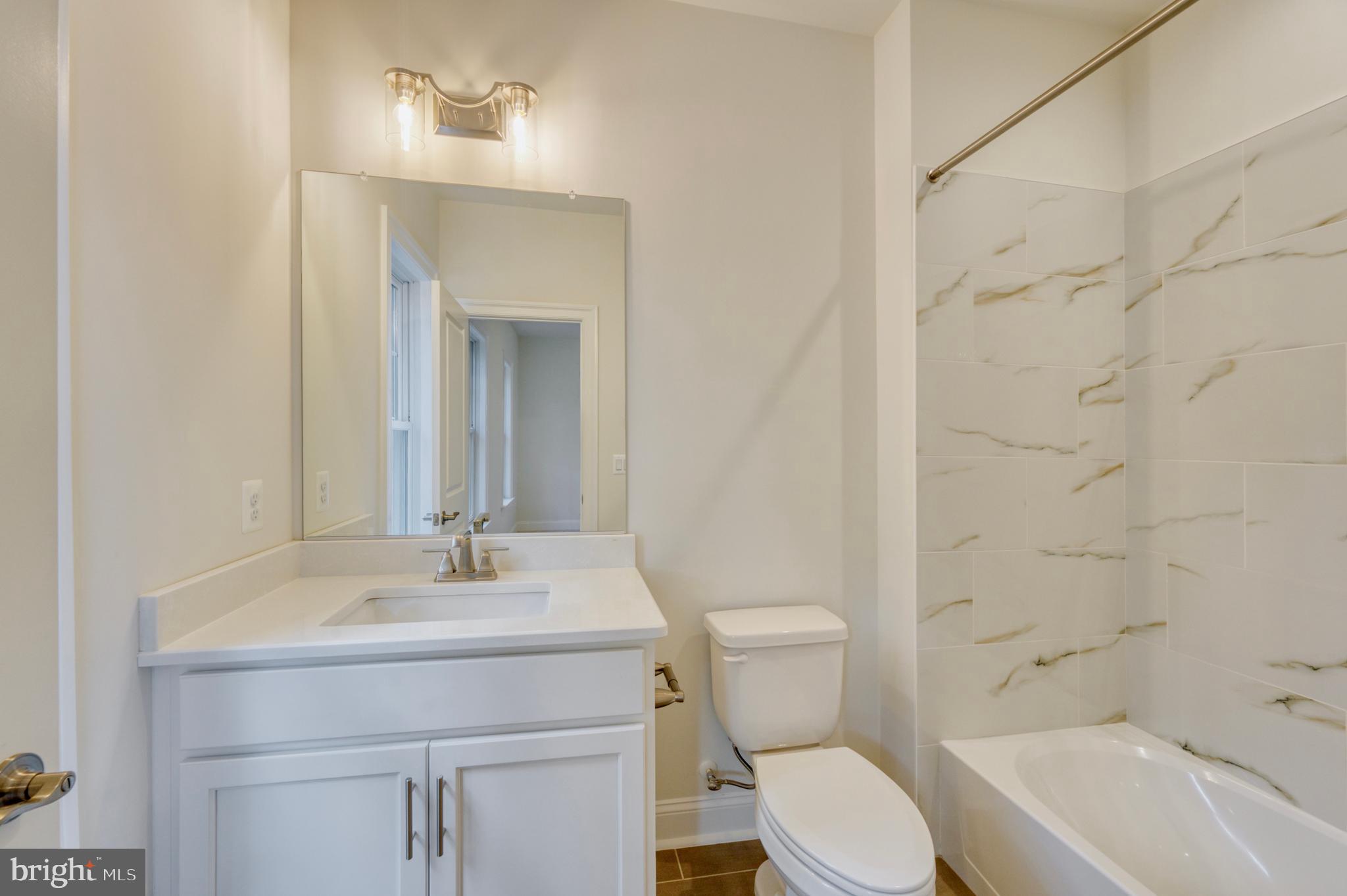 VICTORIA WOODS - Residential