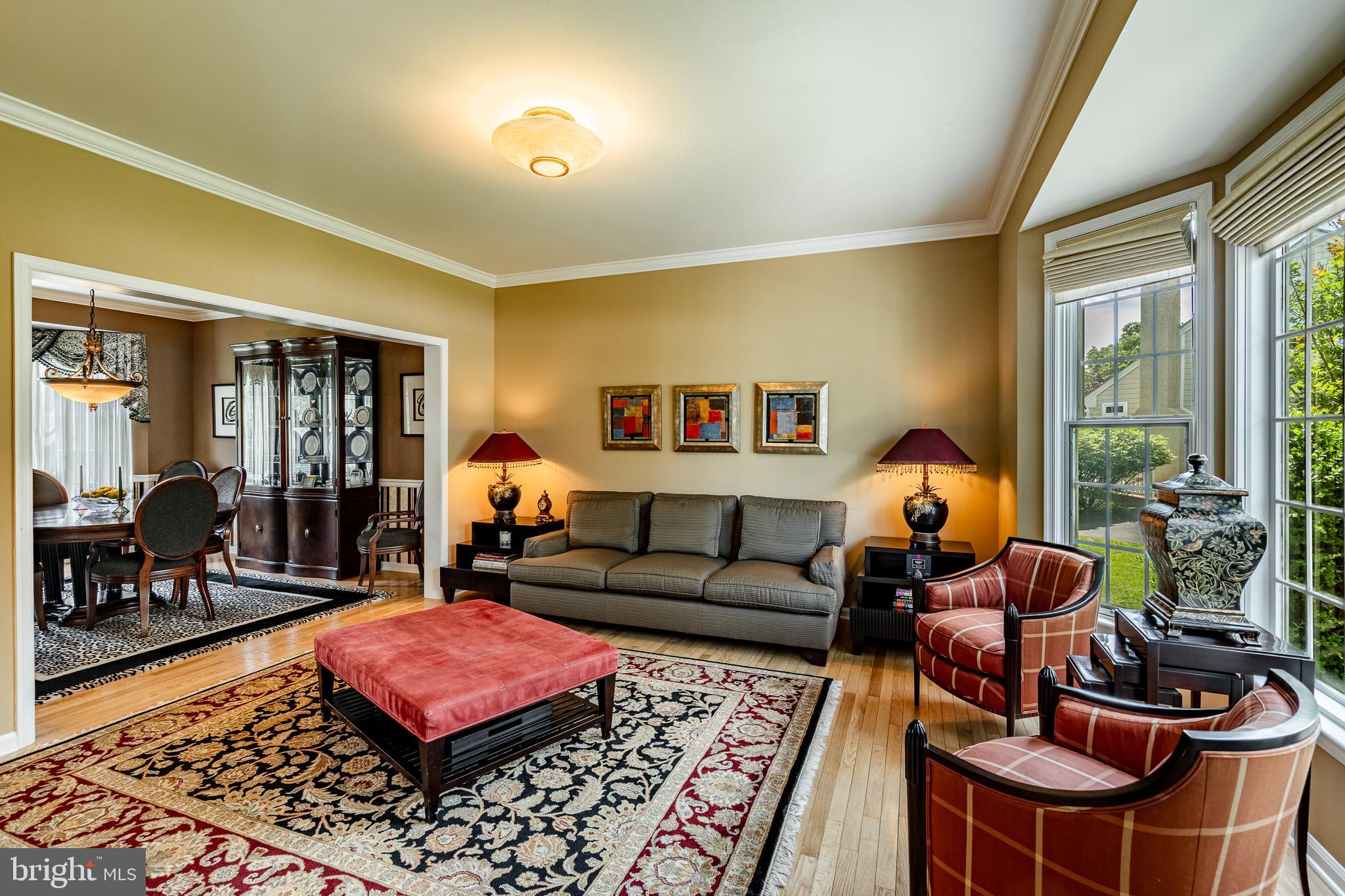 NOBLE OAKS - Residential