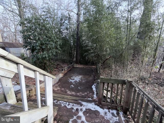 VALLEY GREEN VILLAGE - Residential