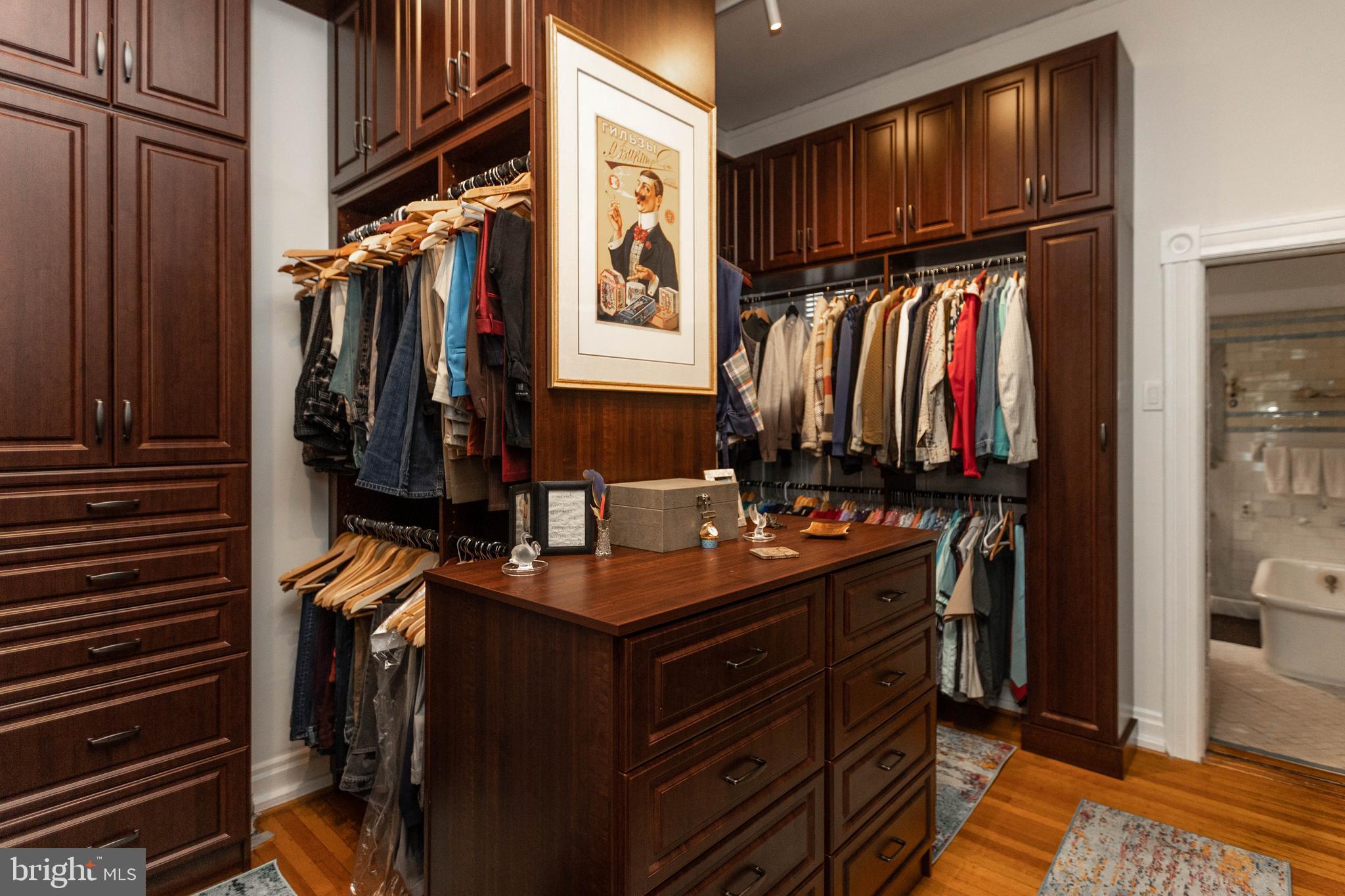 MOUNT VERNON PLACE HISTORIC DISTRICT - Residential