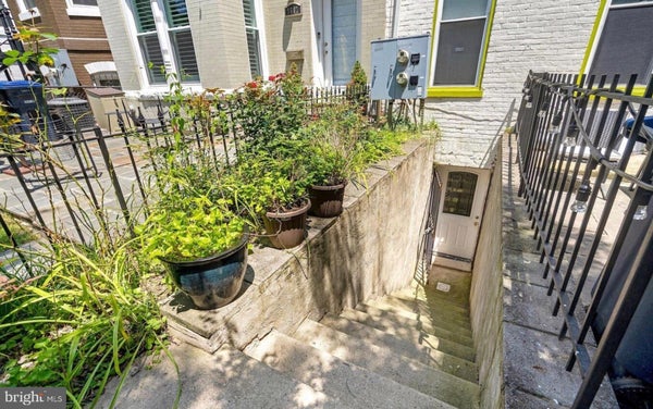 1605 NEW JERSEY AVE NW, WASHINGTON, DC 20001 - Image f690dbd7e24e81644b8d0f9032bd3d62/2152061817