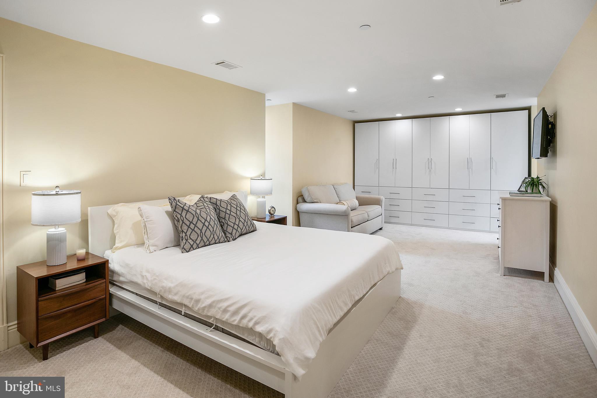 HORIZON HILL - Residential