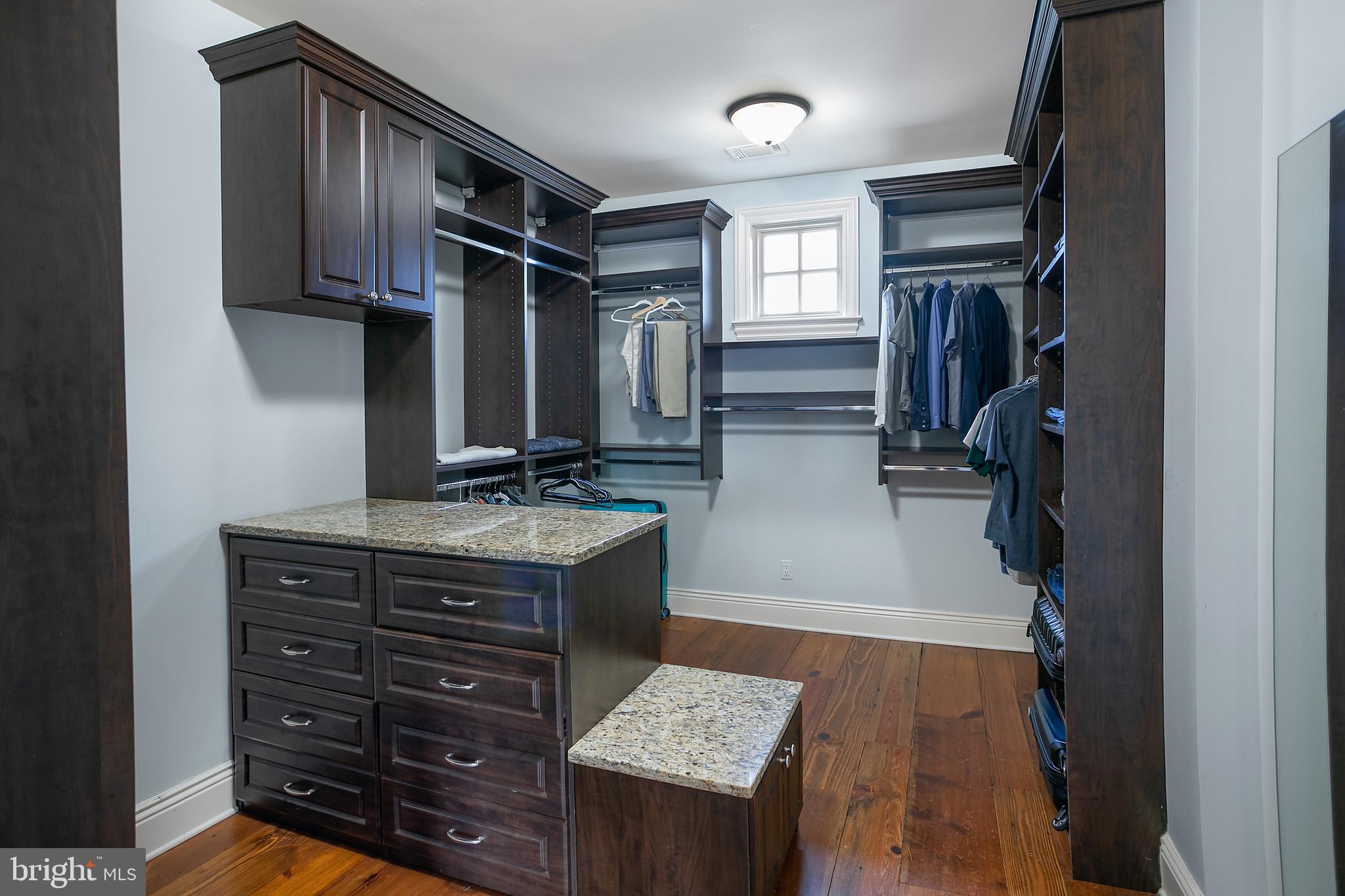 HORIZON HILL - Residential