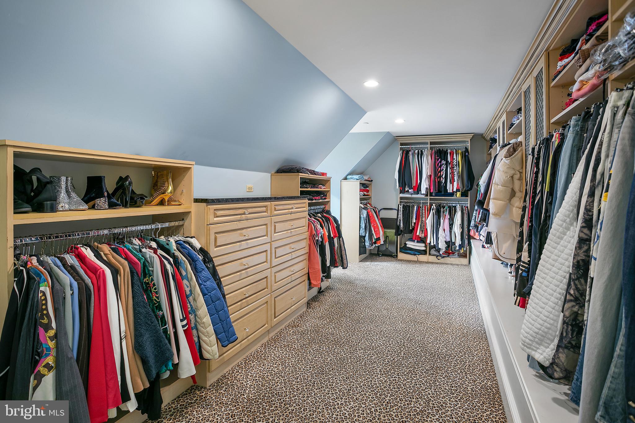 HORIZON HILL - Residential