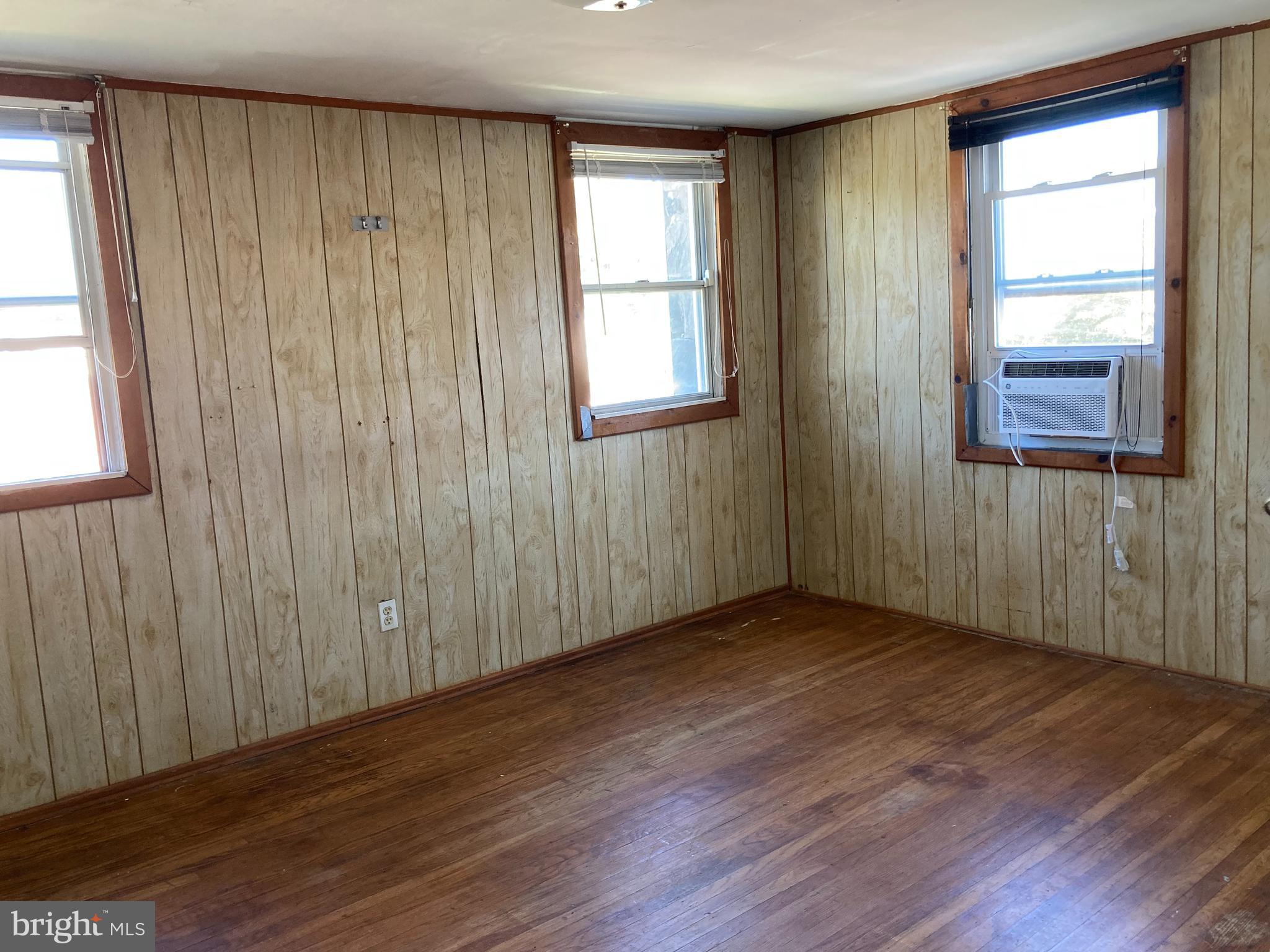BROOKLINE - Residential