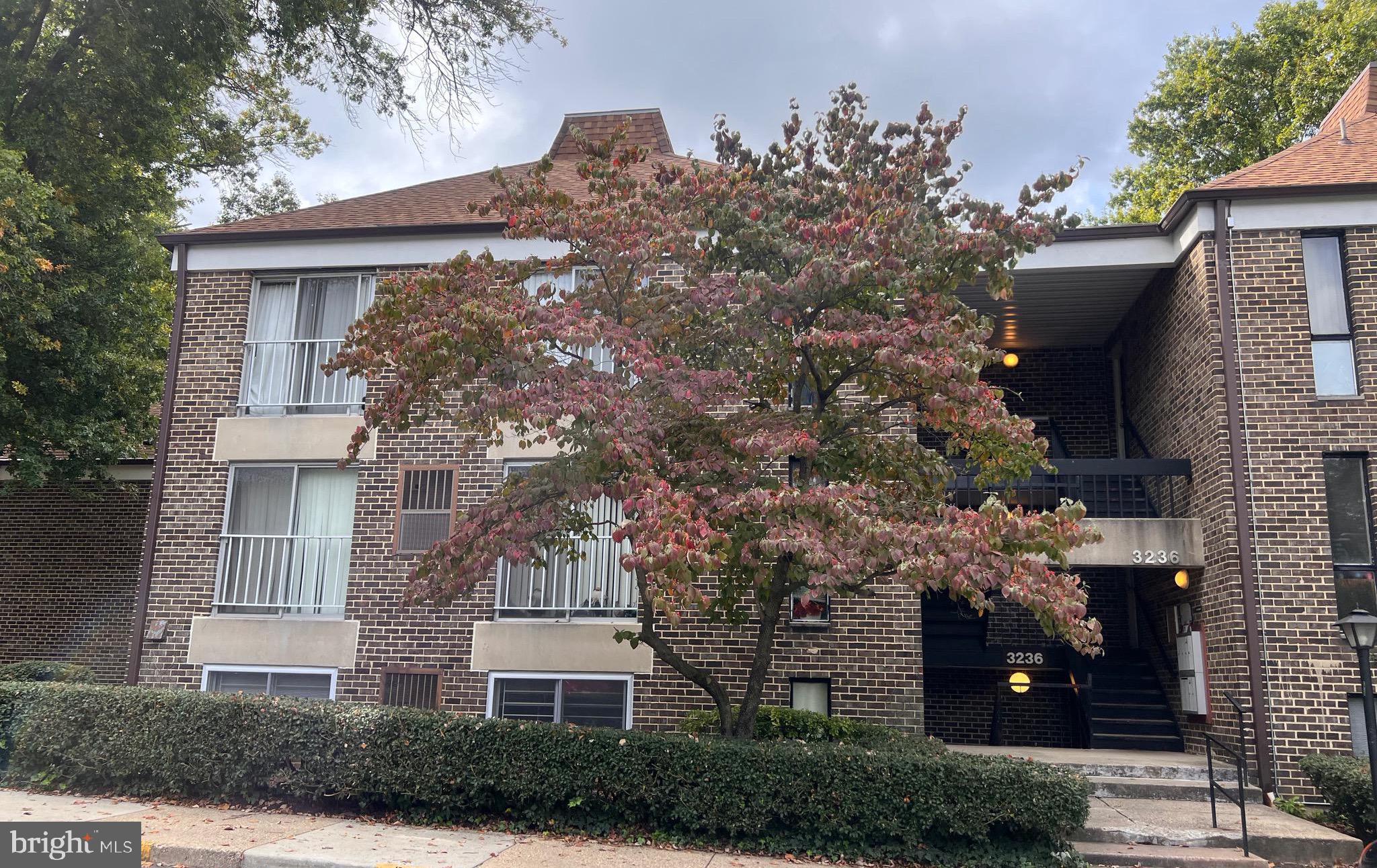 WESTCHESTER WEST - Residential