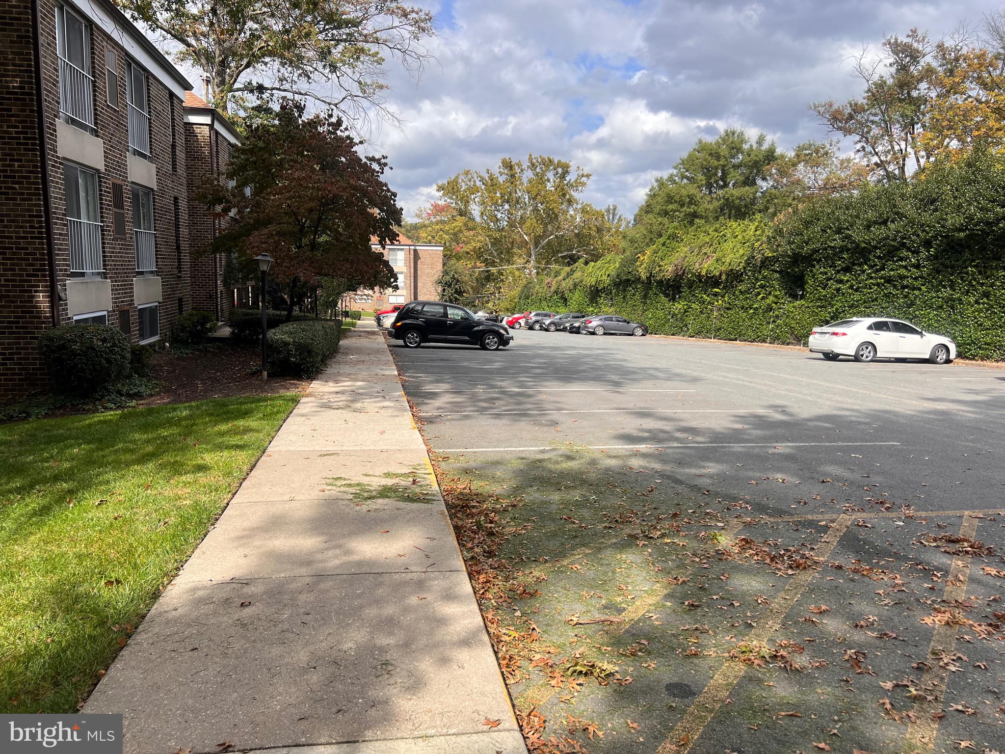 WESTCHESTER WEST - Residential