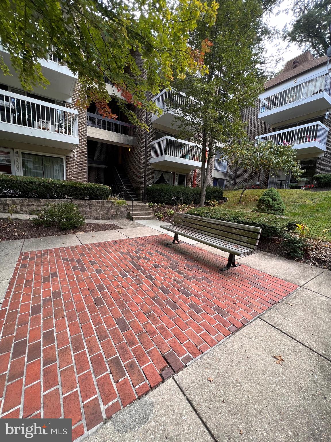 WESTCHESTER WEST - Residential