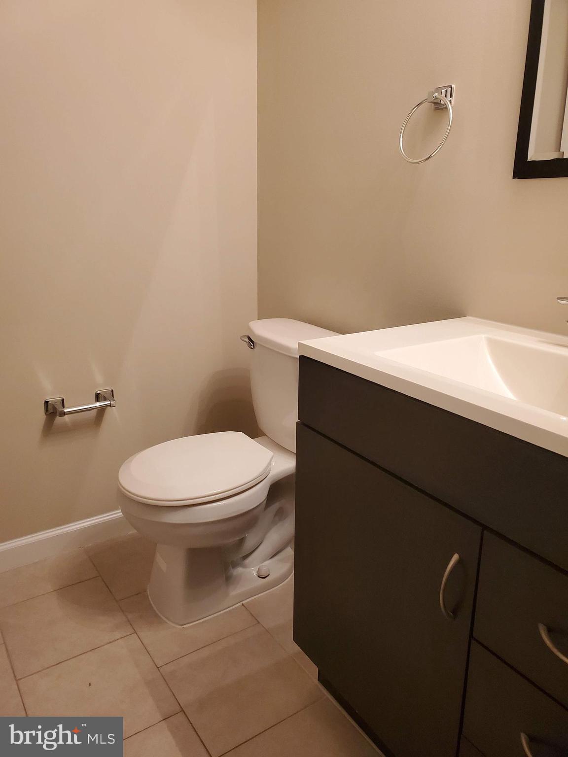 MONIKA COURTS - Residential Lease