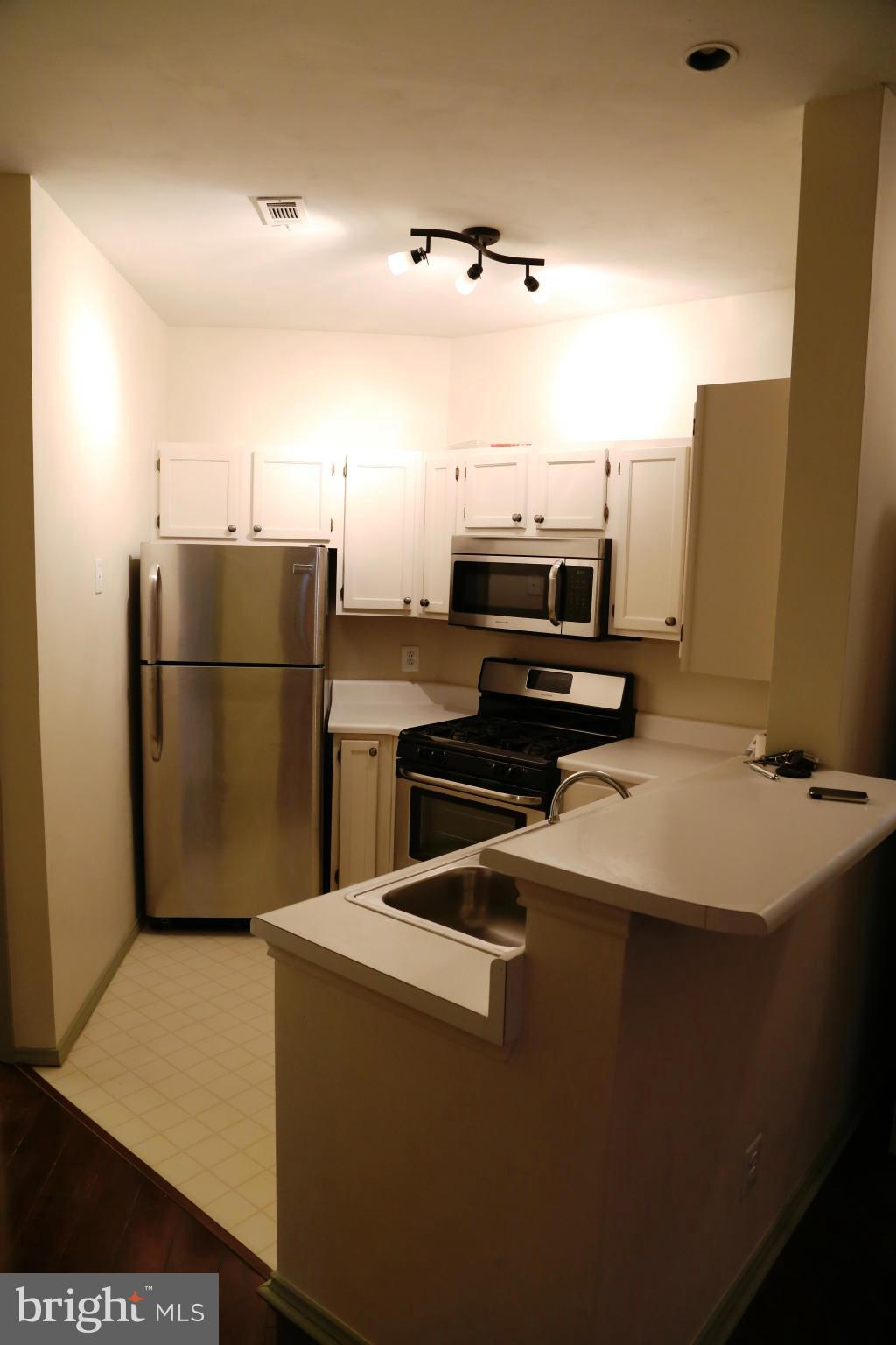 STONECROFT CONDO - Residential Lease