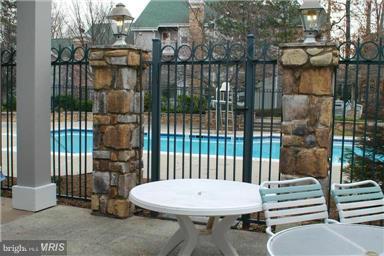 STONECROFT CONDO - Residential Lease