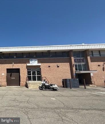 Photo of 6628 Electronic Drive, SPRINGFIELD, VA 22151 (MLS # VAFX2343850)