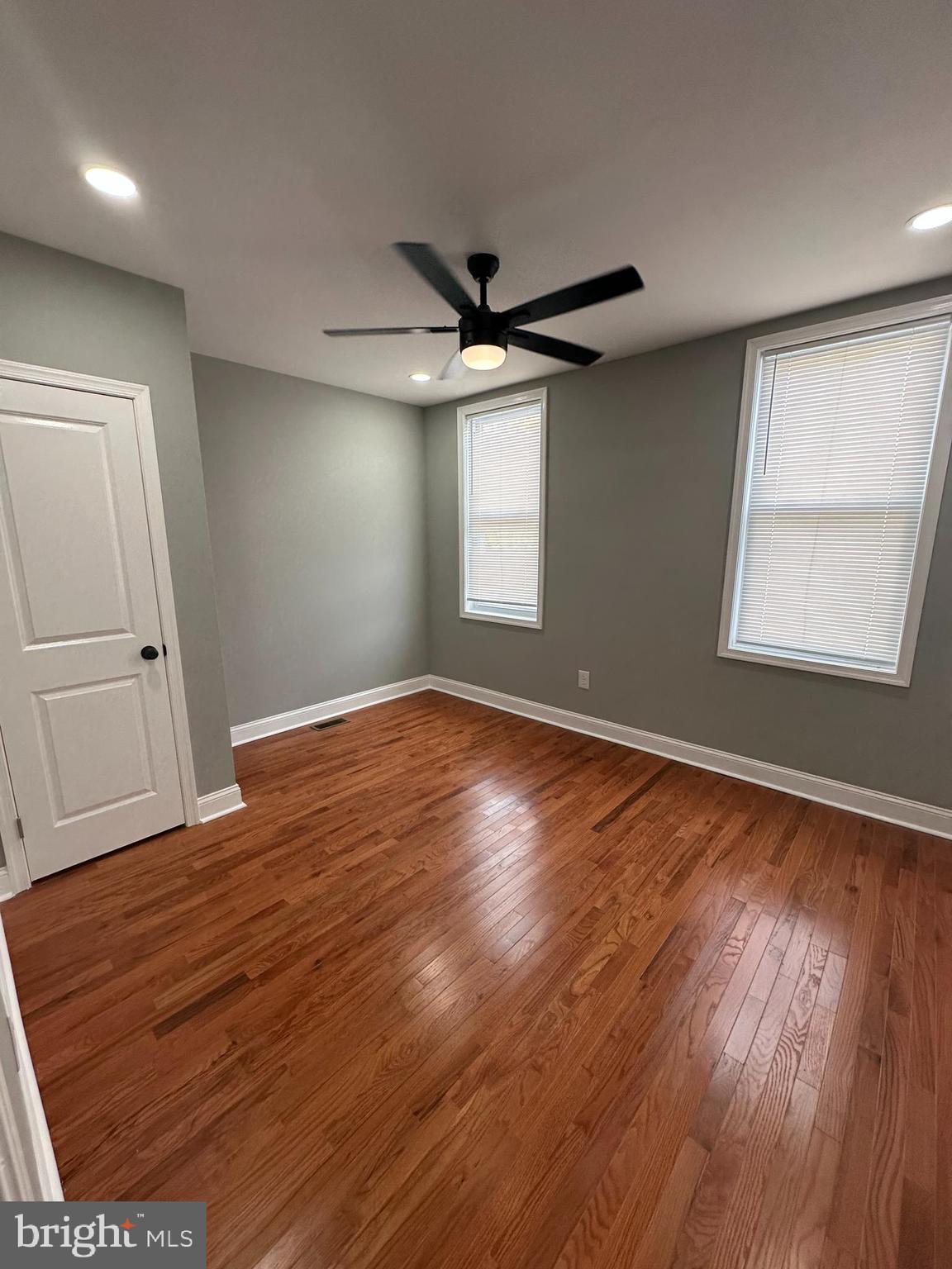 STRAWBERRY MANSION - Residential