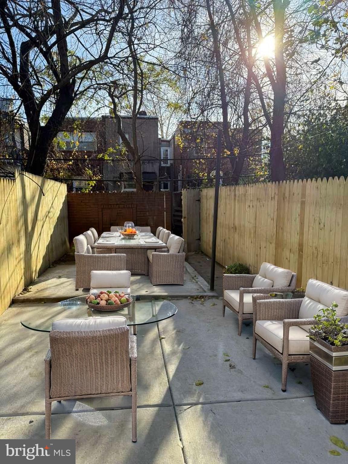 STRAWBERRY MANSION - Residential