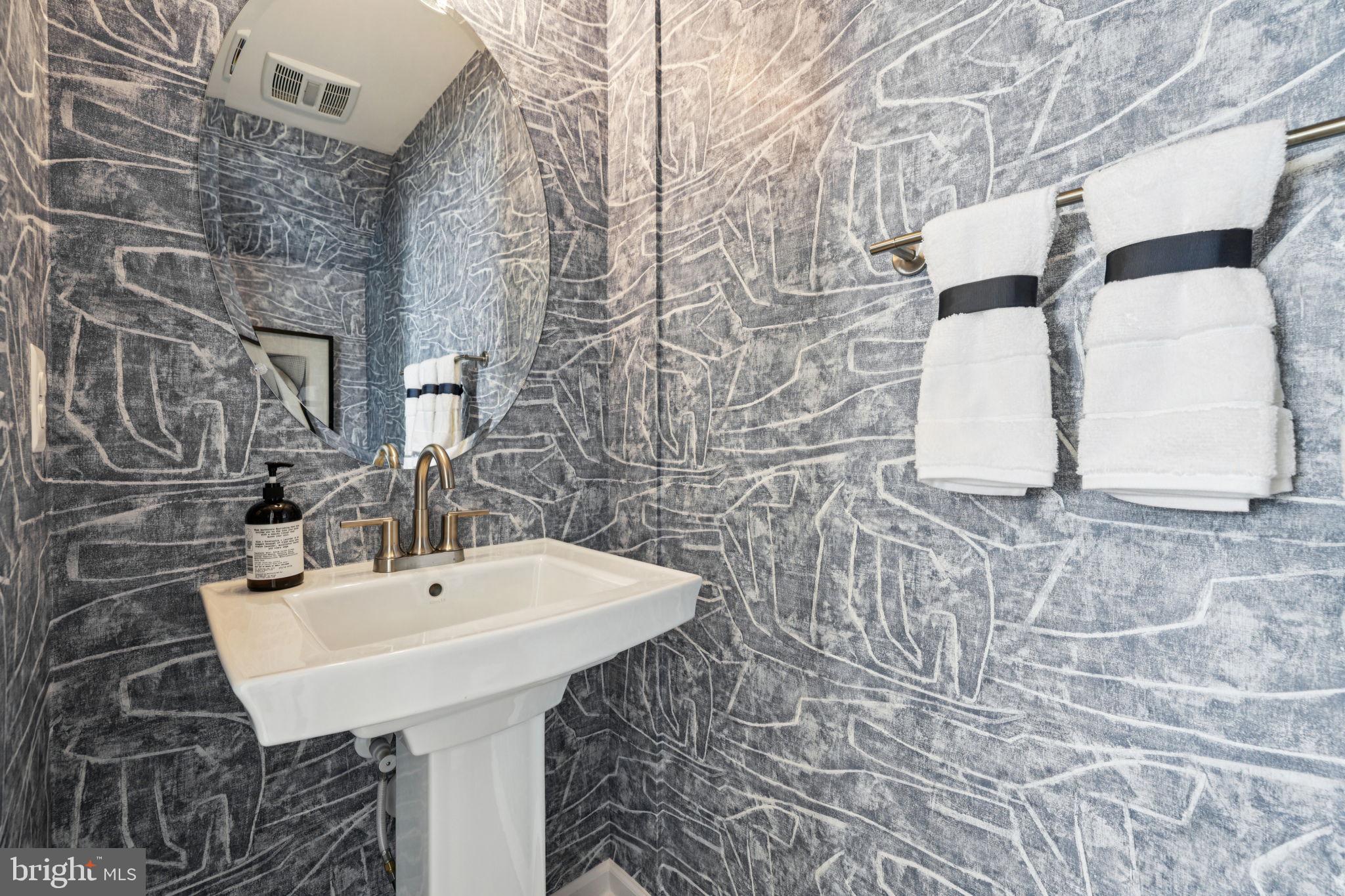 MONTGOMERY VILLAGE - Residential