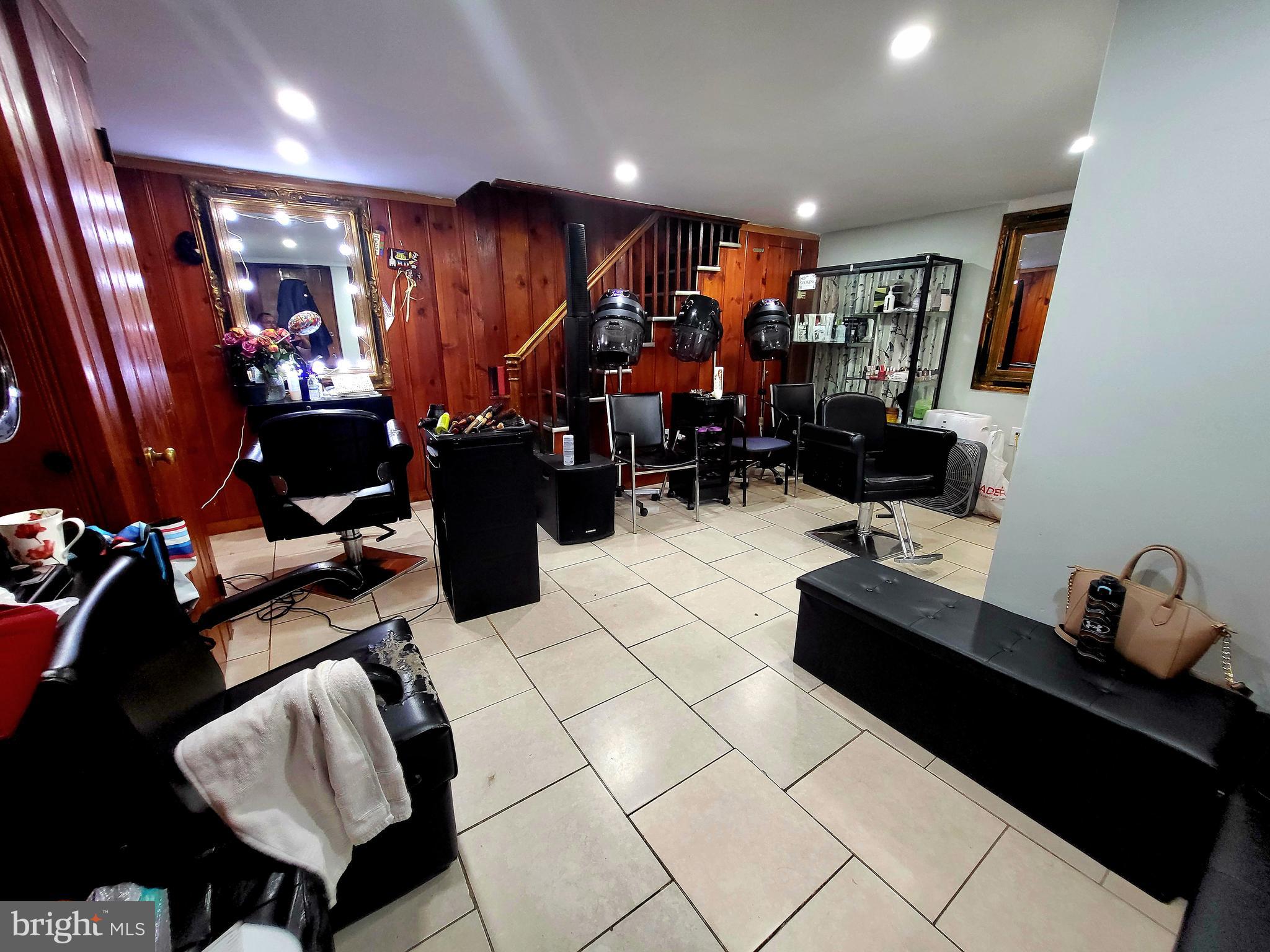 JUNIATA - Residential