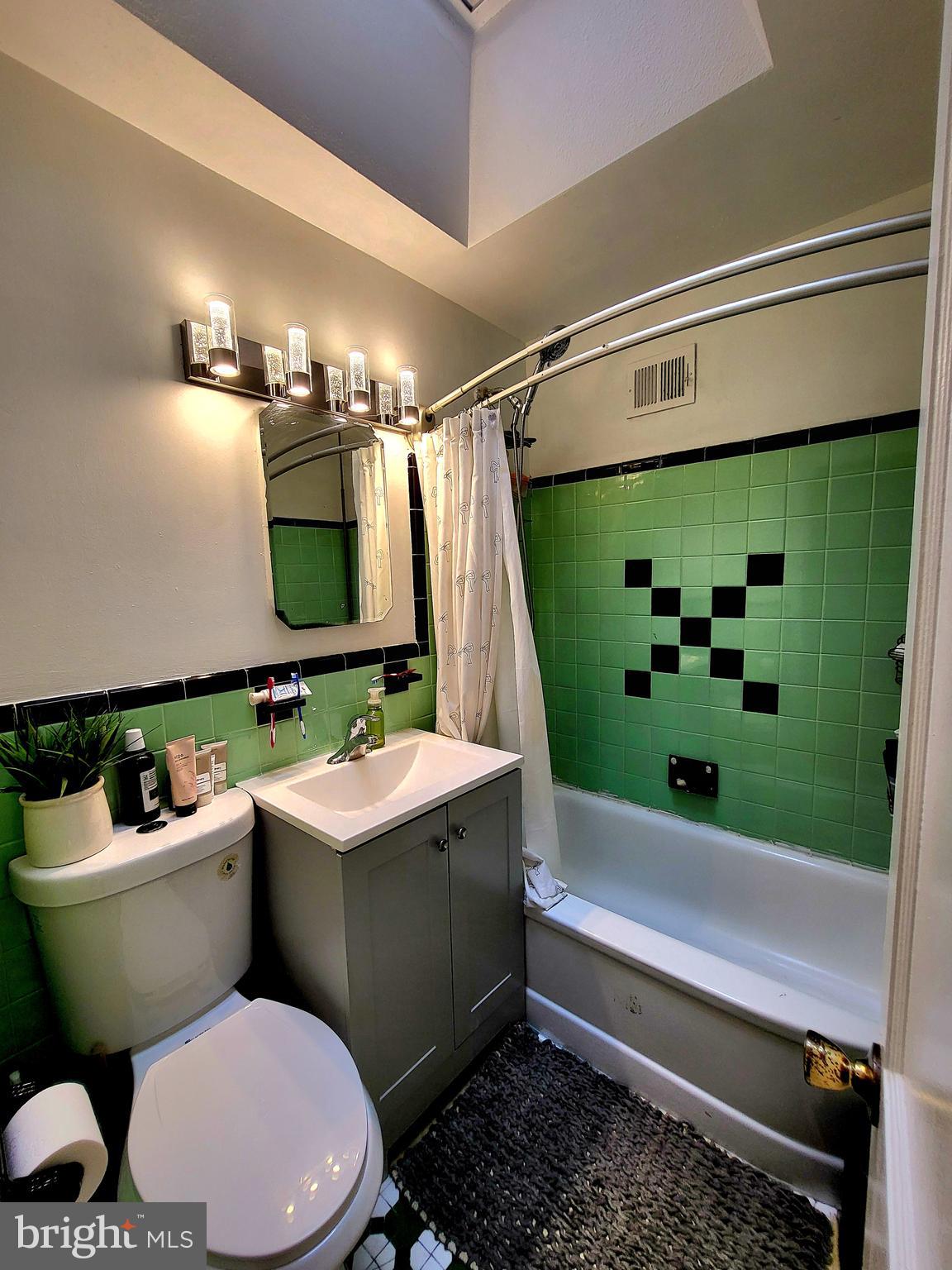 JUNIATA - Residential