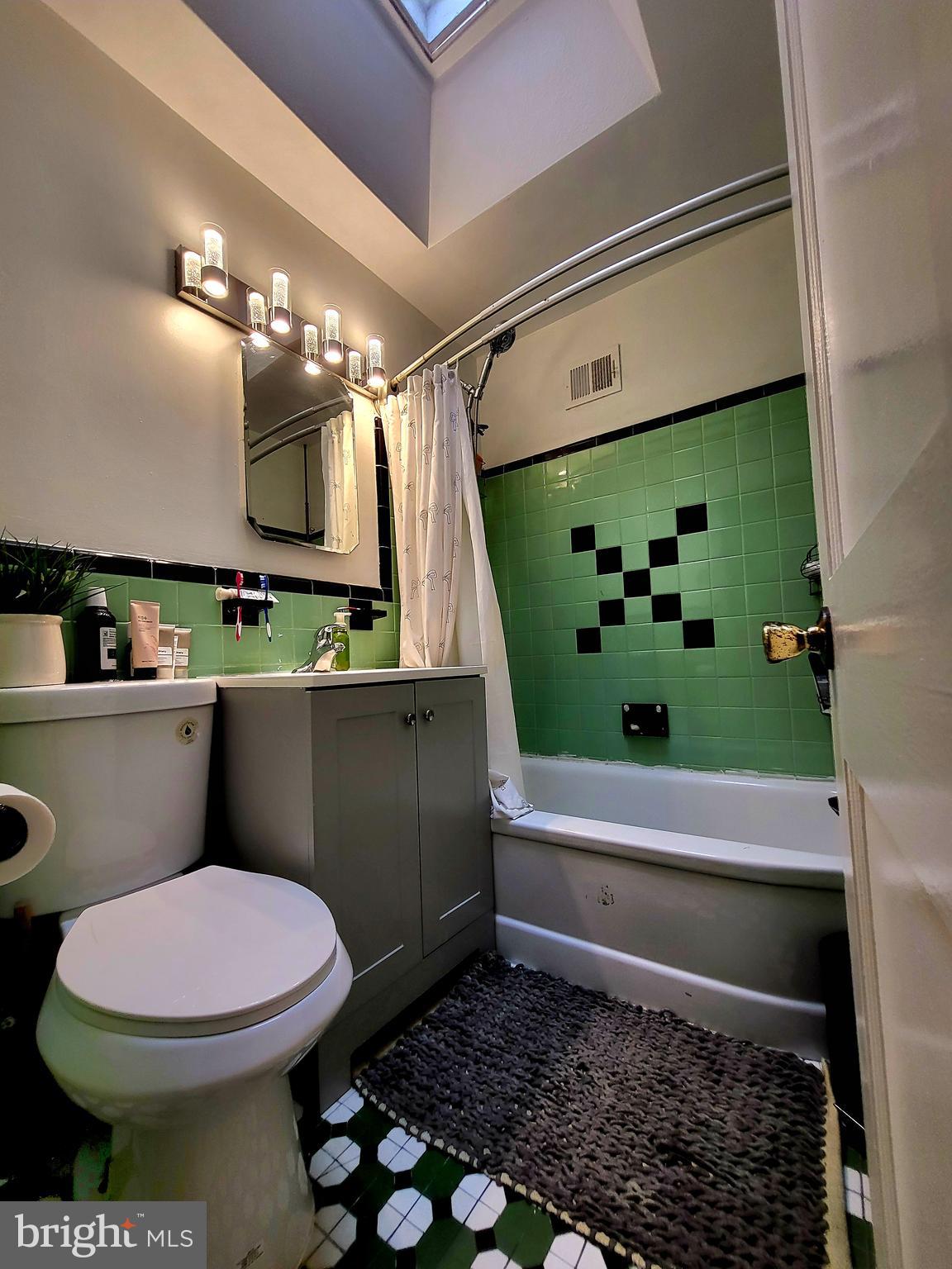 JUNIATA - Residential