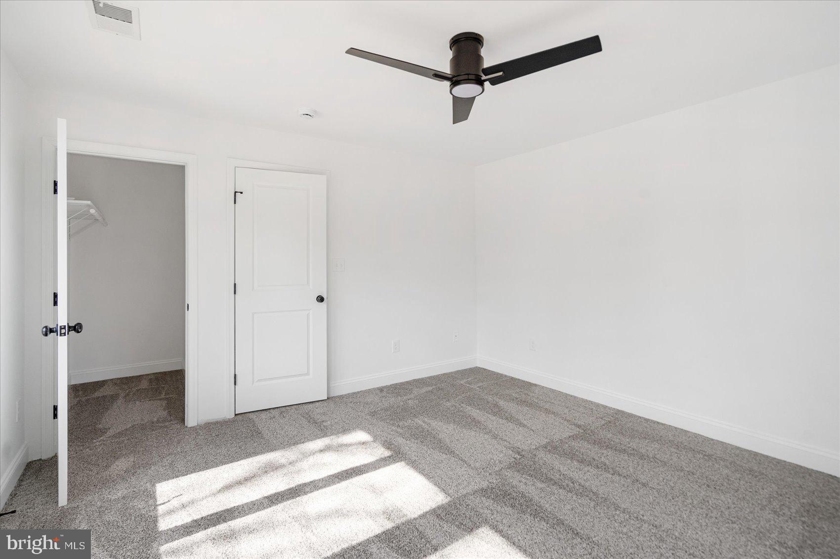 THUNDER HILL - Residential