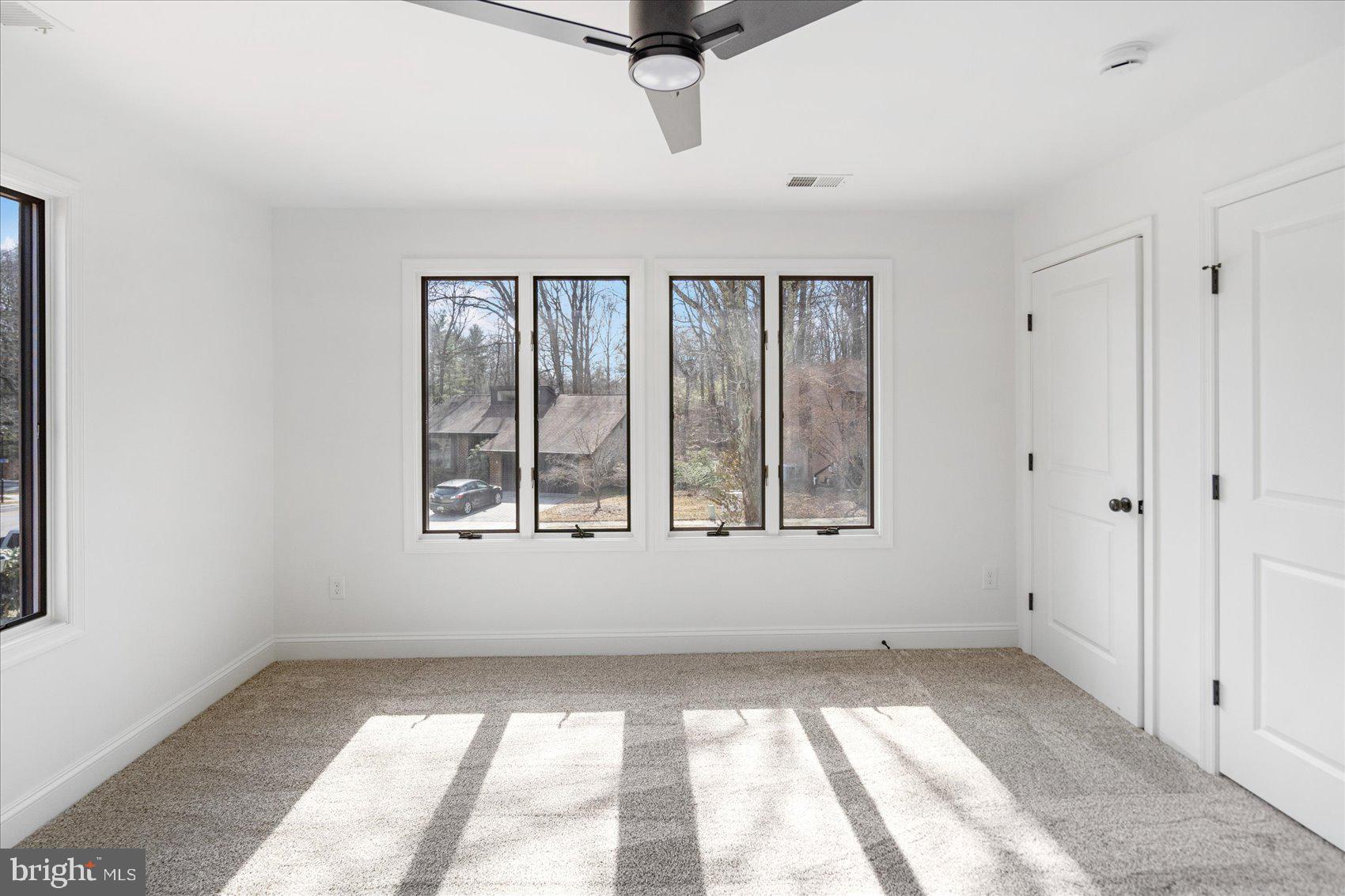 THUNDER HILL - Residential