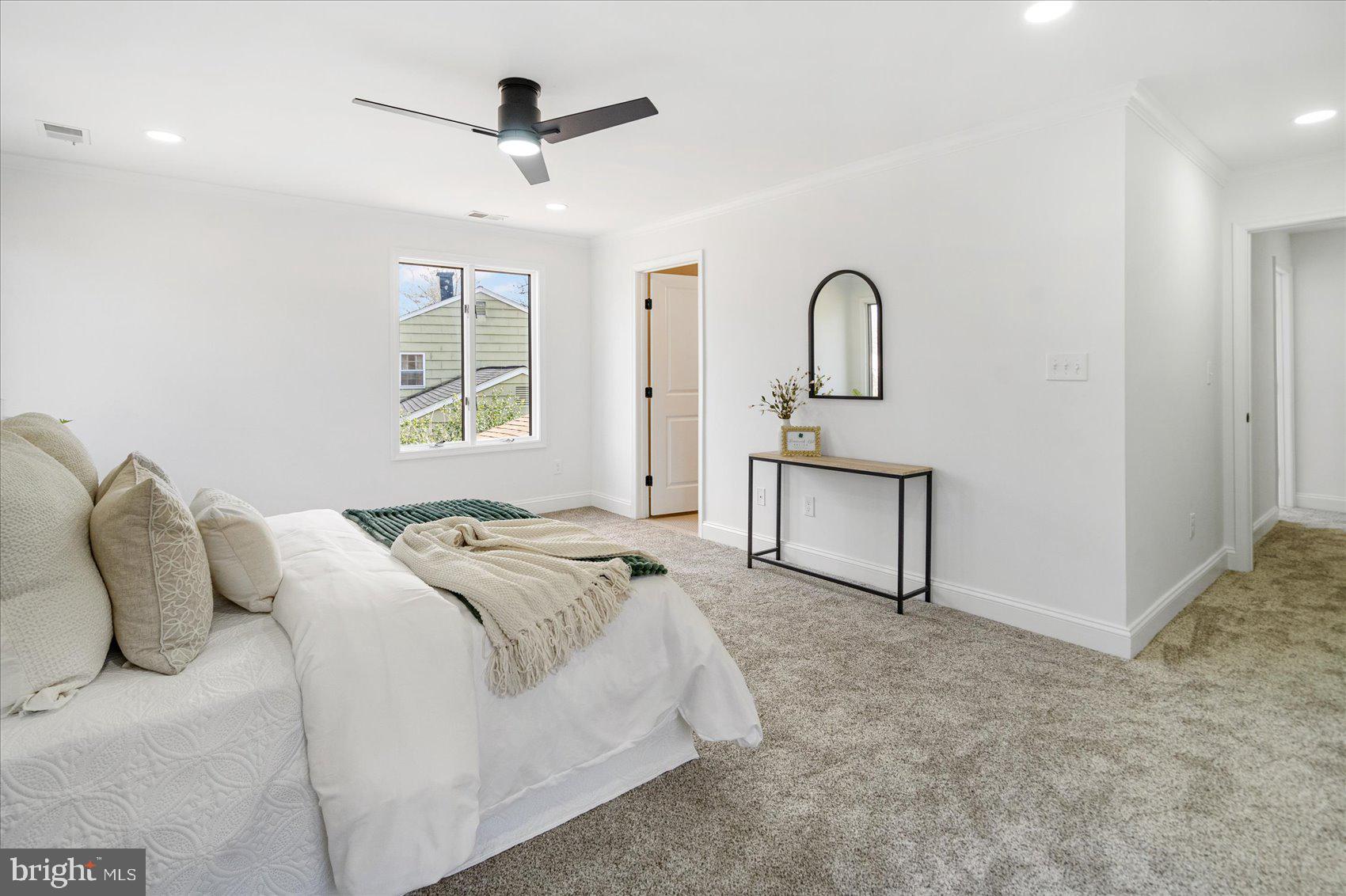 THUNDER HILL - Residential