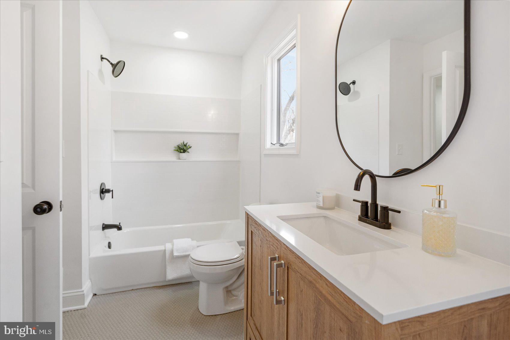 THUNDER HILL - Residential