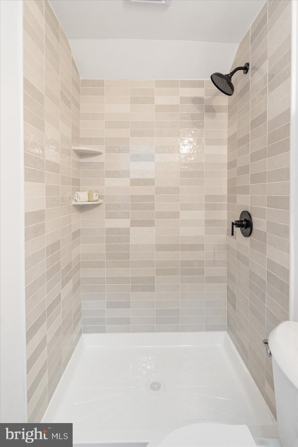 THUNDER HILL - Residential