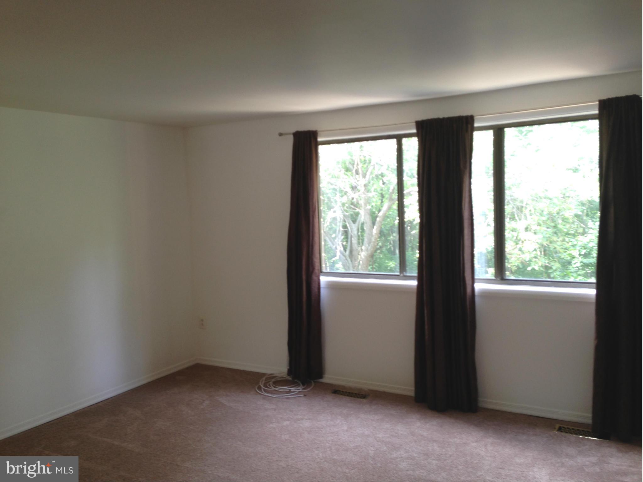 VILLAGE OF OWEN BROWN - Residential Lease