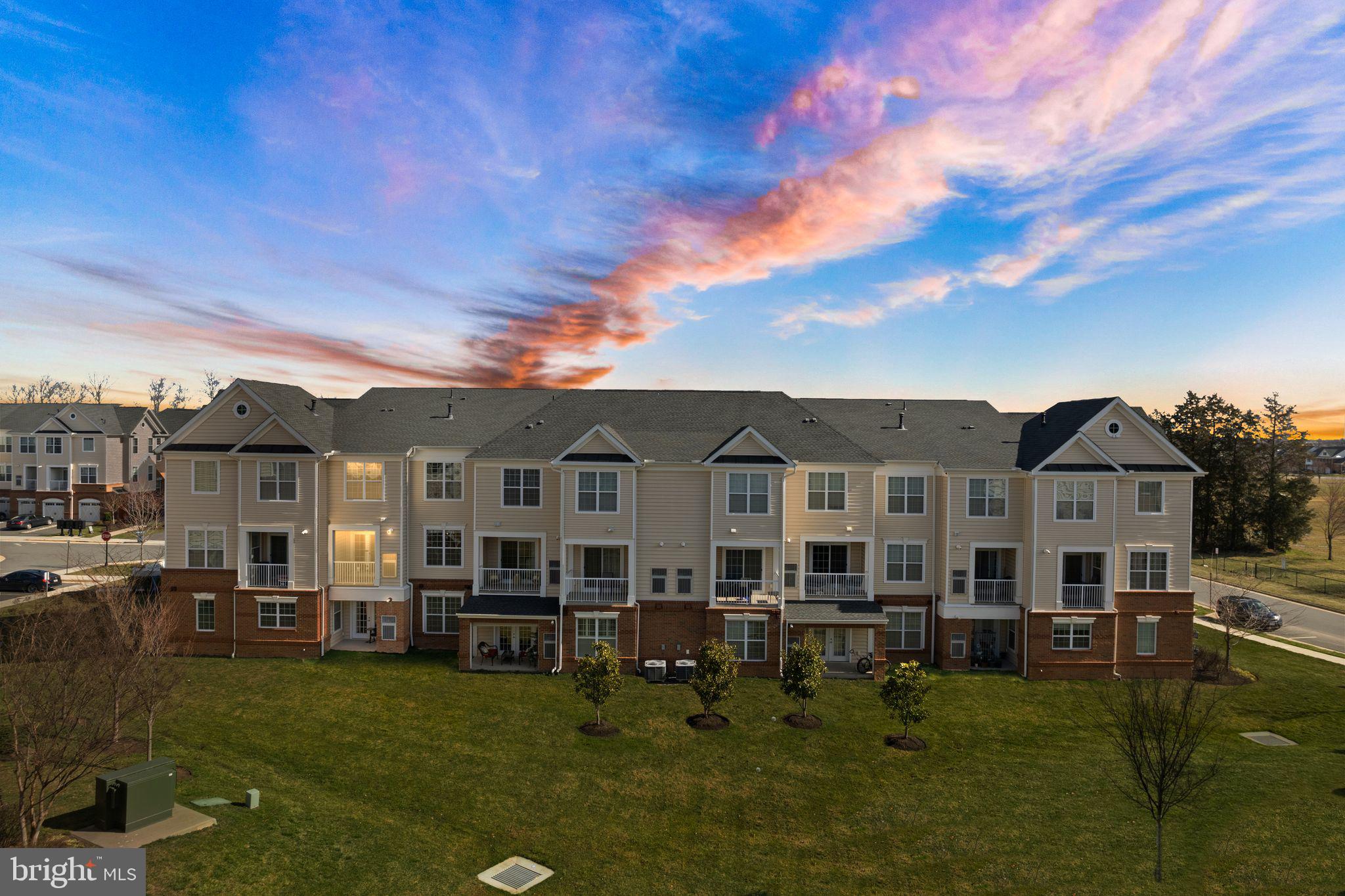 RIDGES AT LOUDOUN VALLEY - Residential
