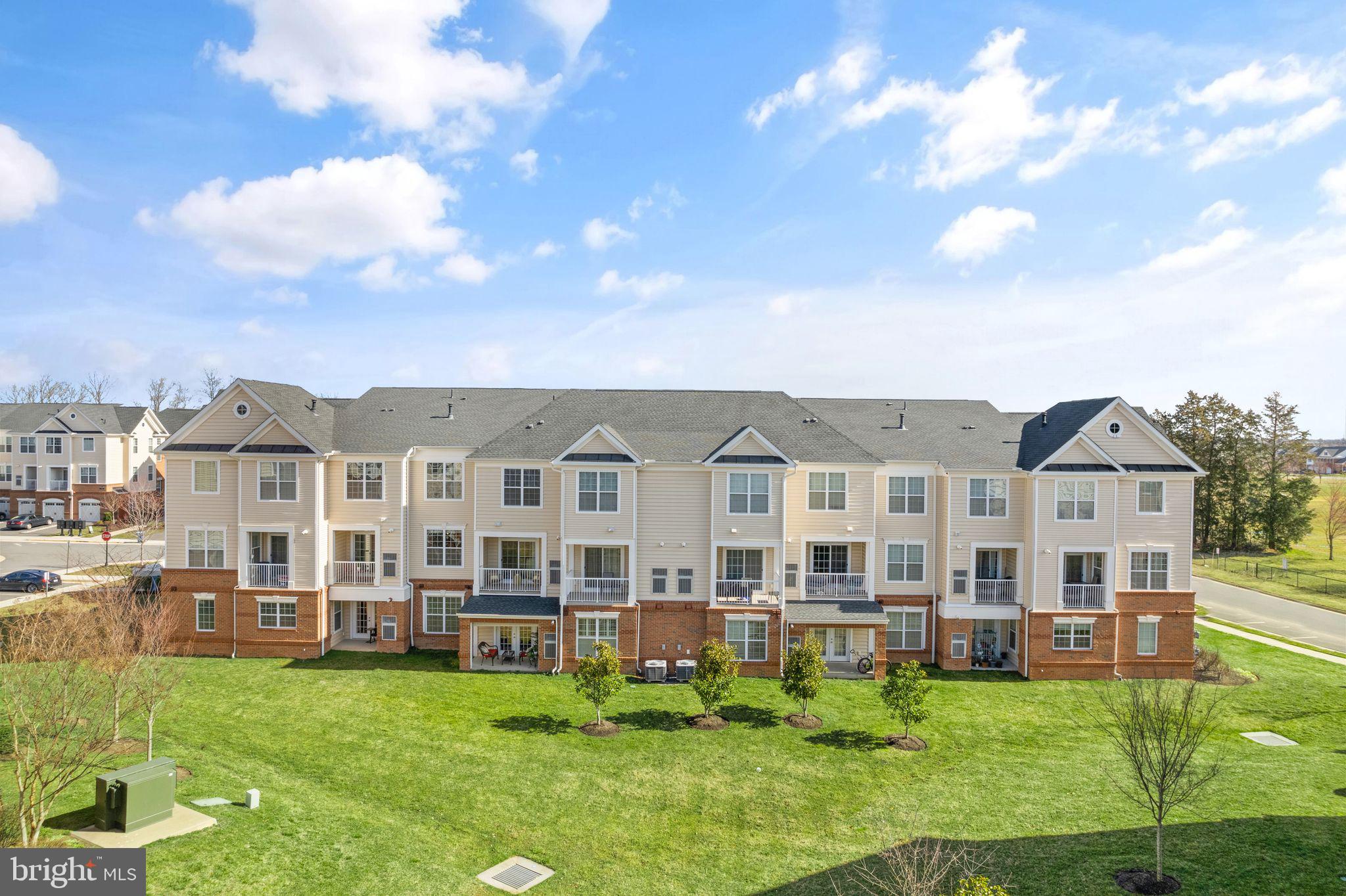 RIDGES AT LOUDOUN VALLEY - Residential