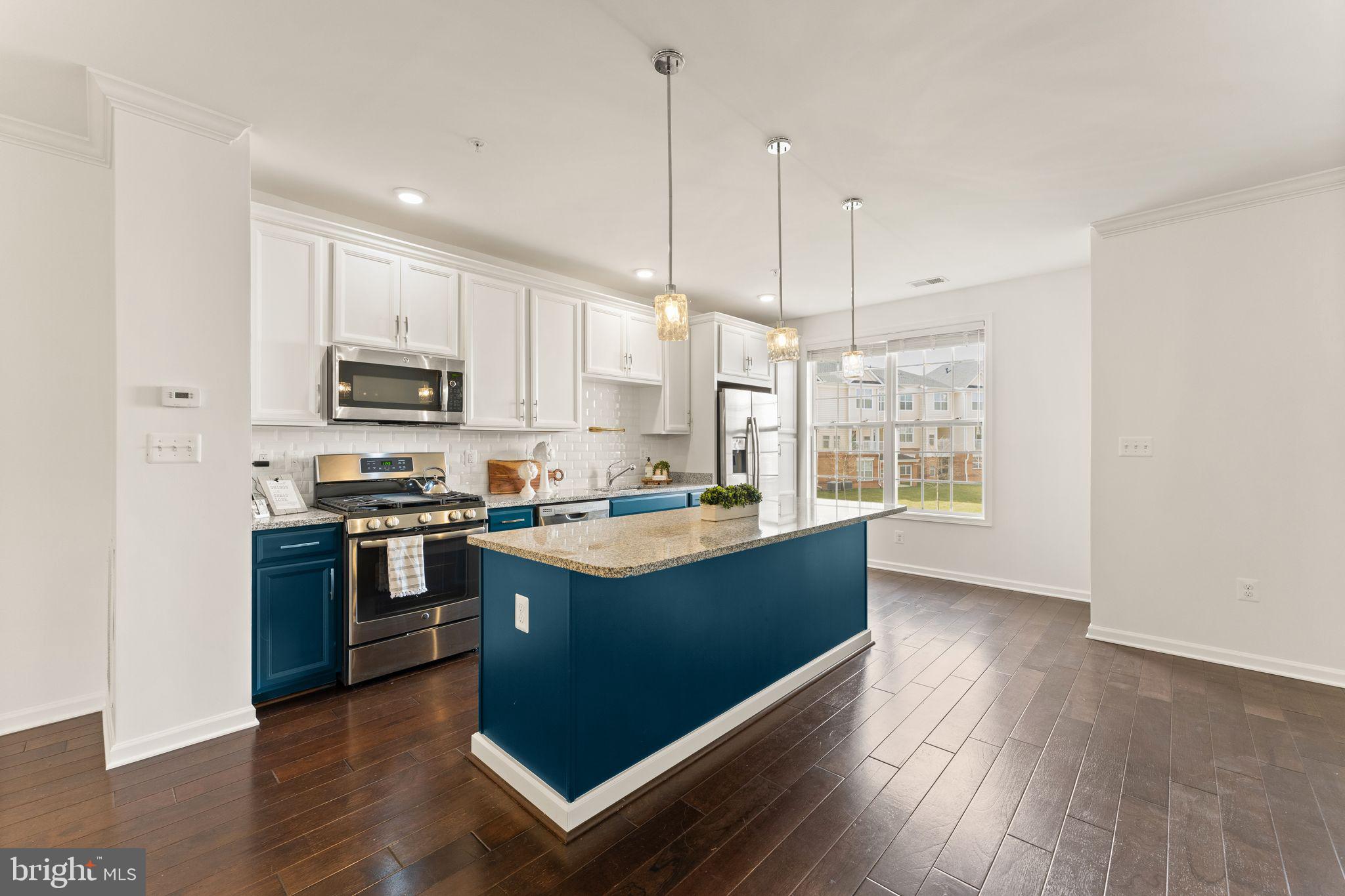 RIDGES AT LOUDOUN VALLEY - Residential