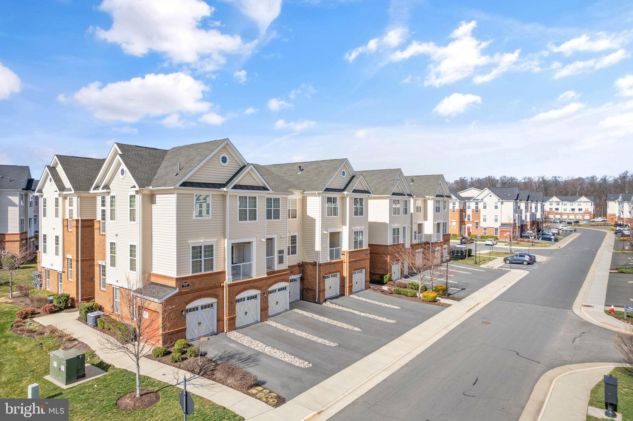 RIDGES AT LOUDOUN VALLEY - Residential