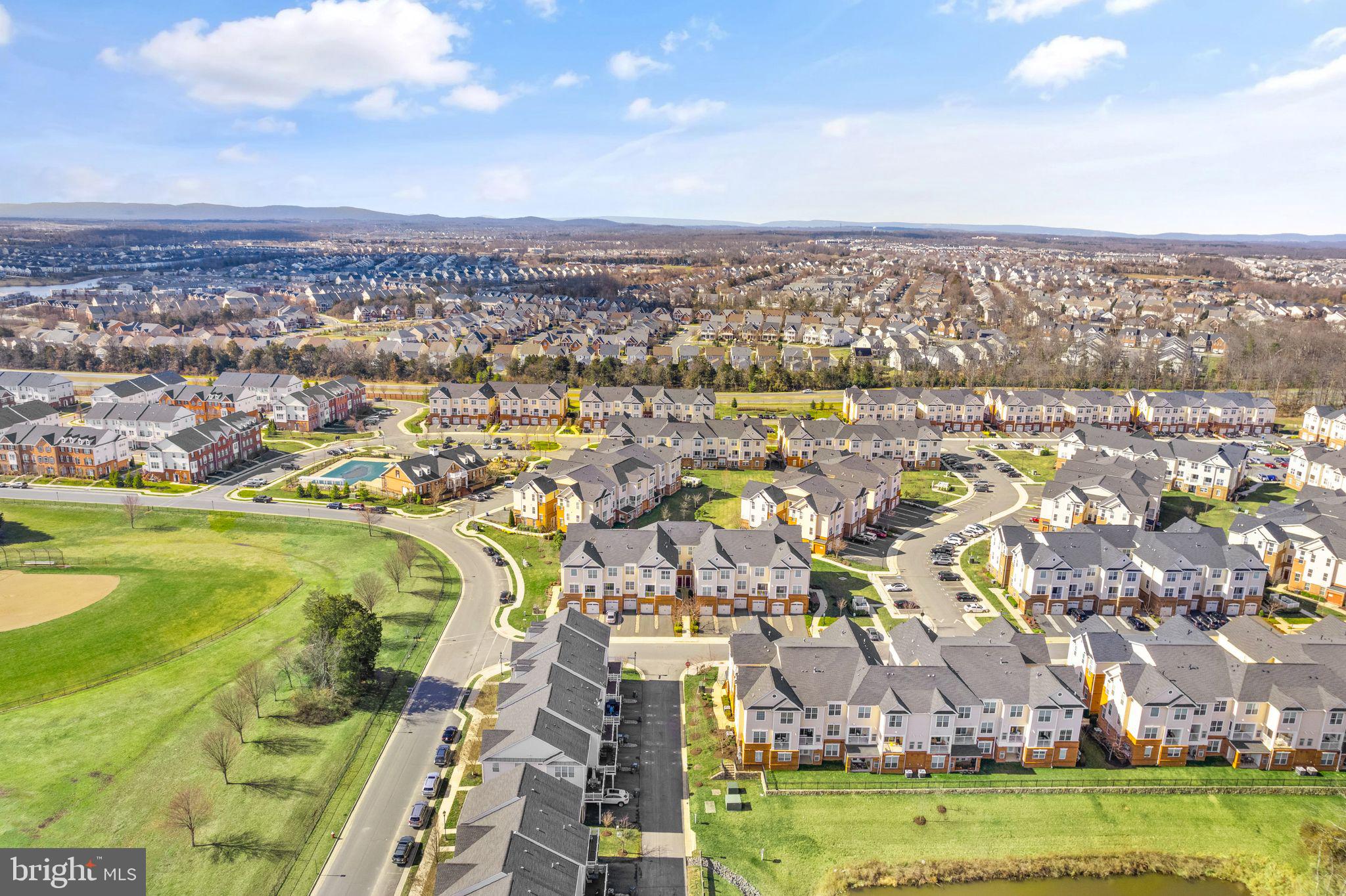 RIDGES AT LOUDOUN VALLEY - Residential