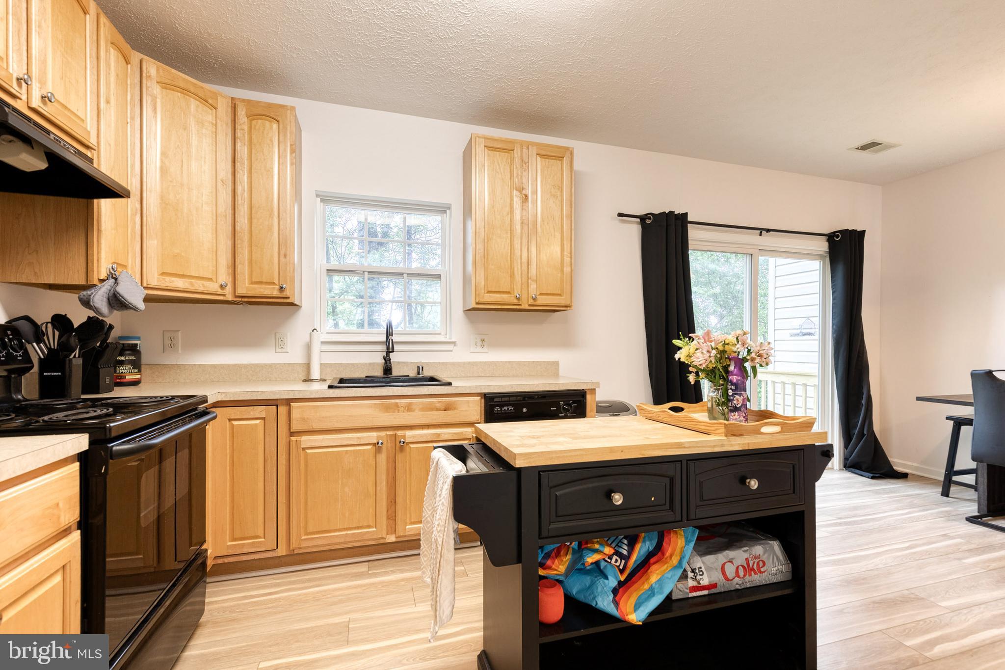 CRAIN SUMMIT - Residential Lease