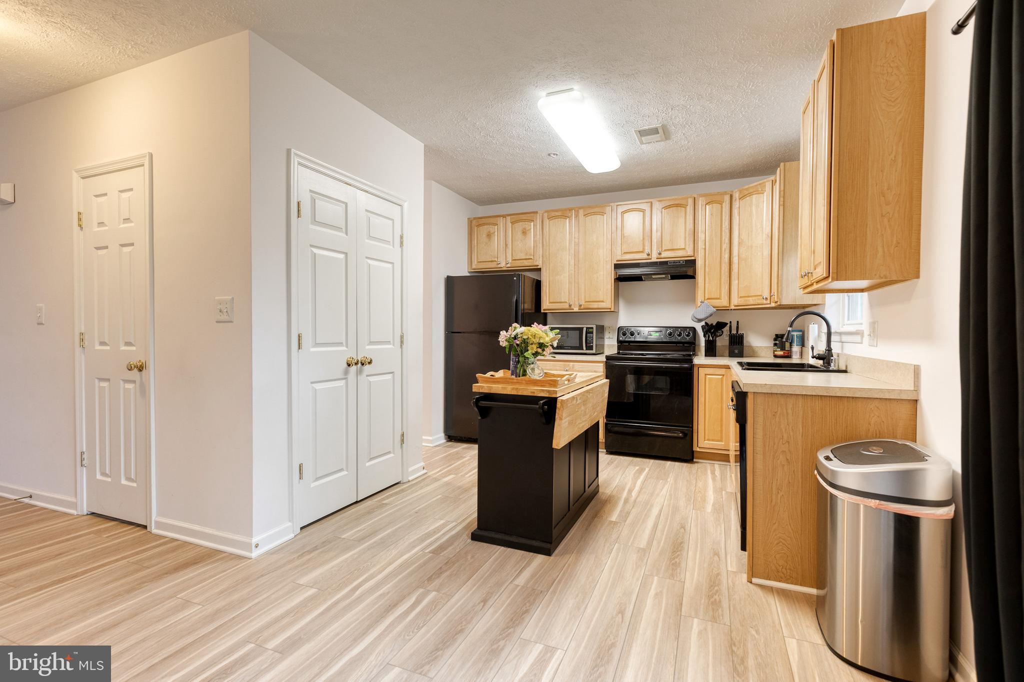 CRAIN SUMMIT - Residential Lease