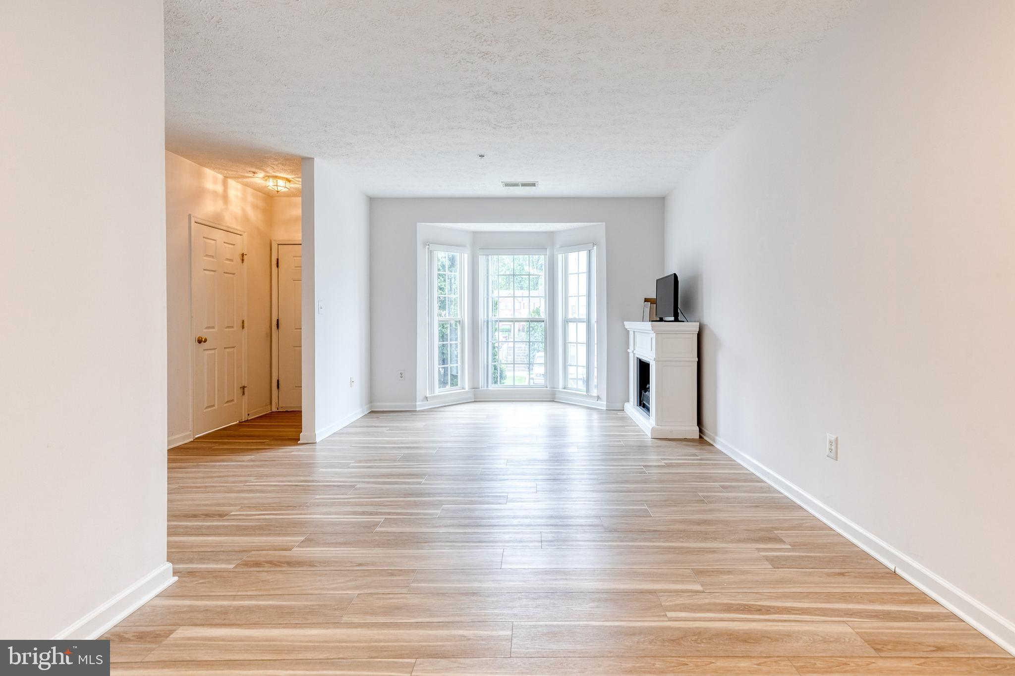 CRAIN SUMMIT - Residential Lease