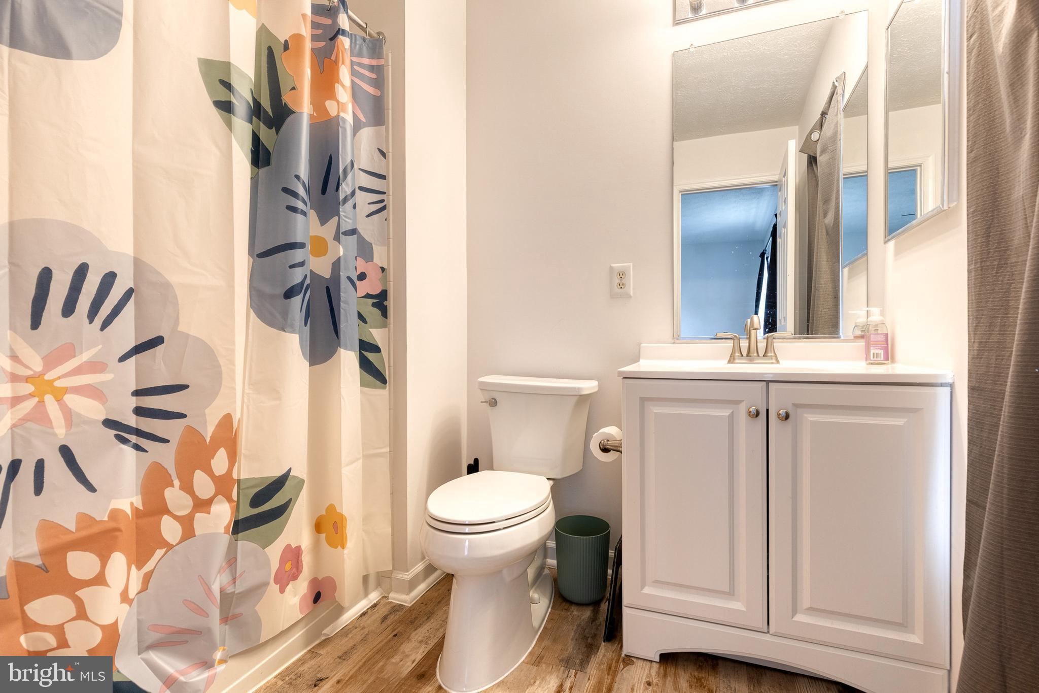 CRAIN SUMMIT - Residential Lease