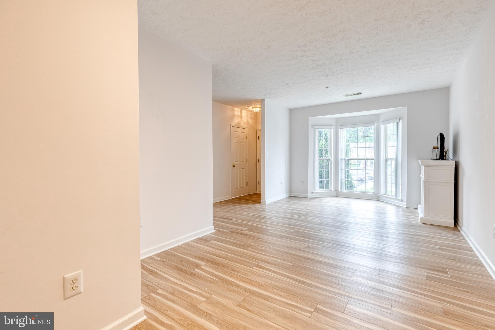 CRAIN SUMMIT - Residential Lease