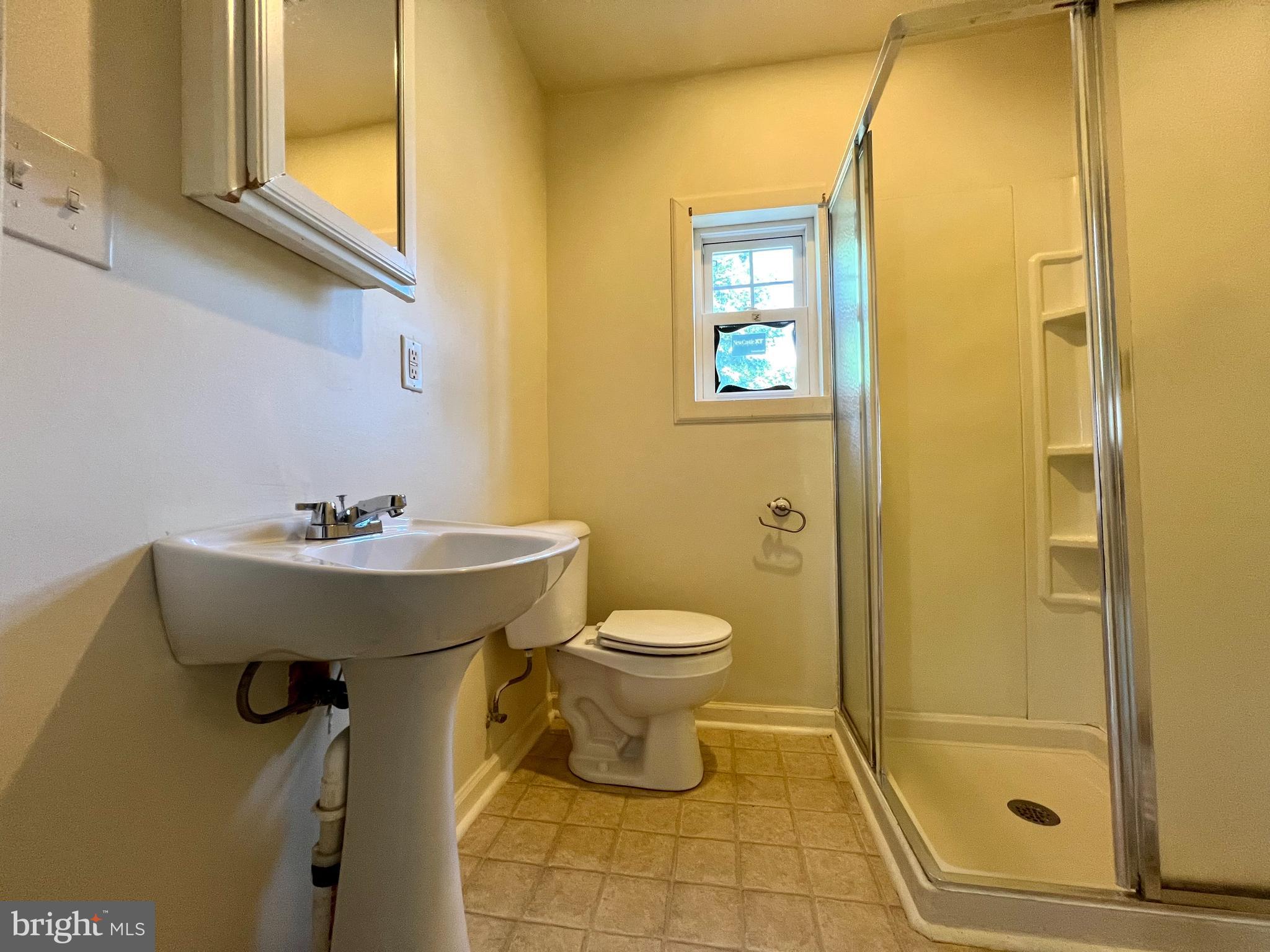 MARTINSBURG - Residential Lease