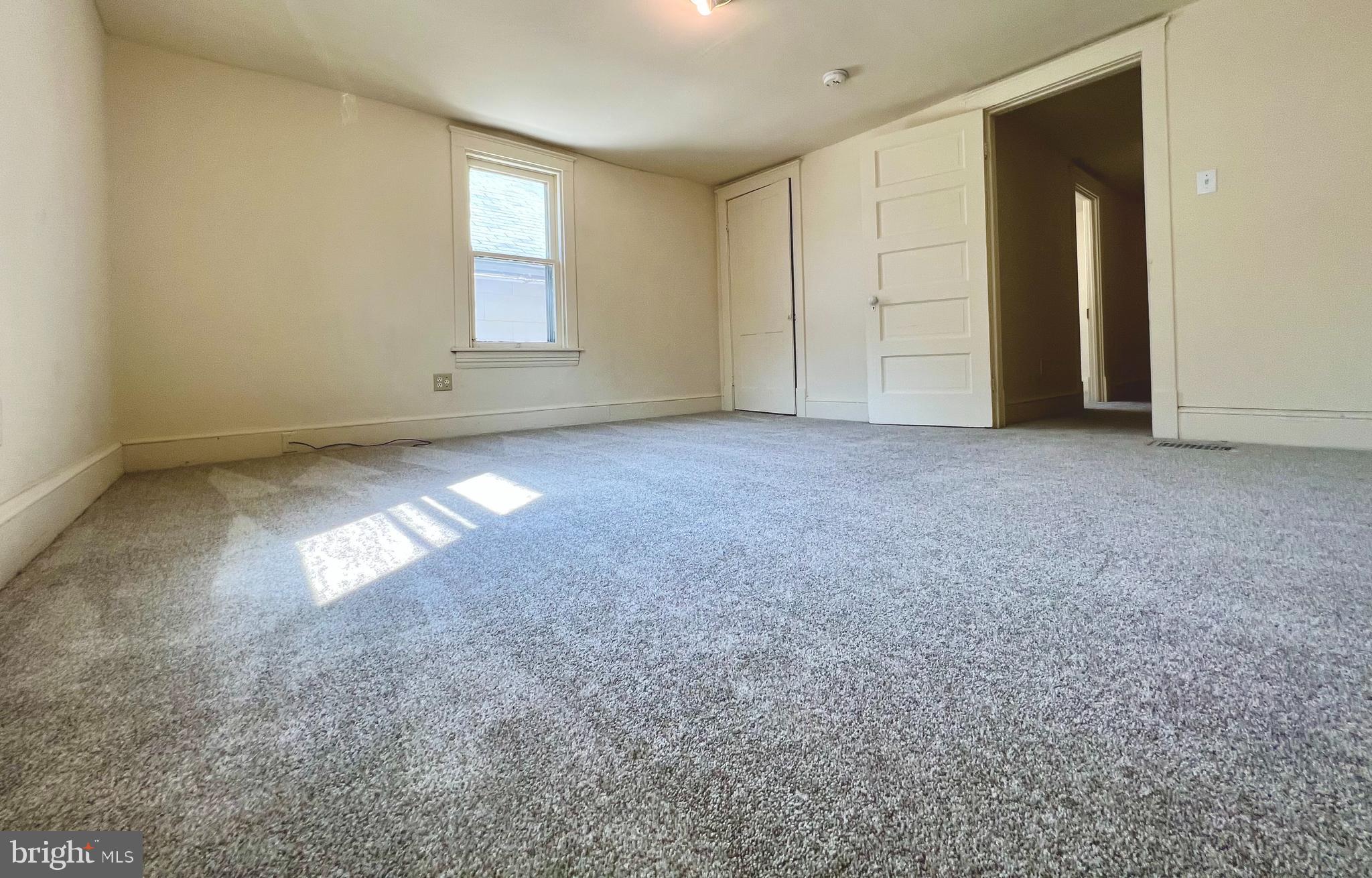 MARTINSBURG - Residential Lease