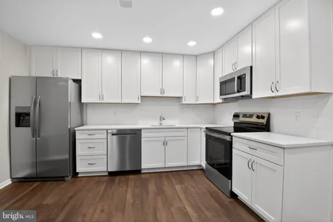 MLS: DENC2100530