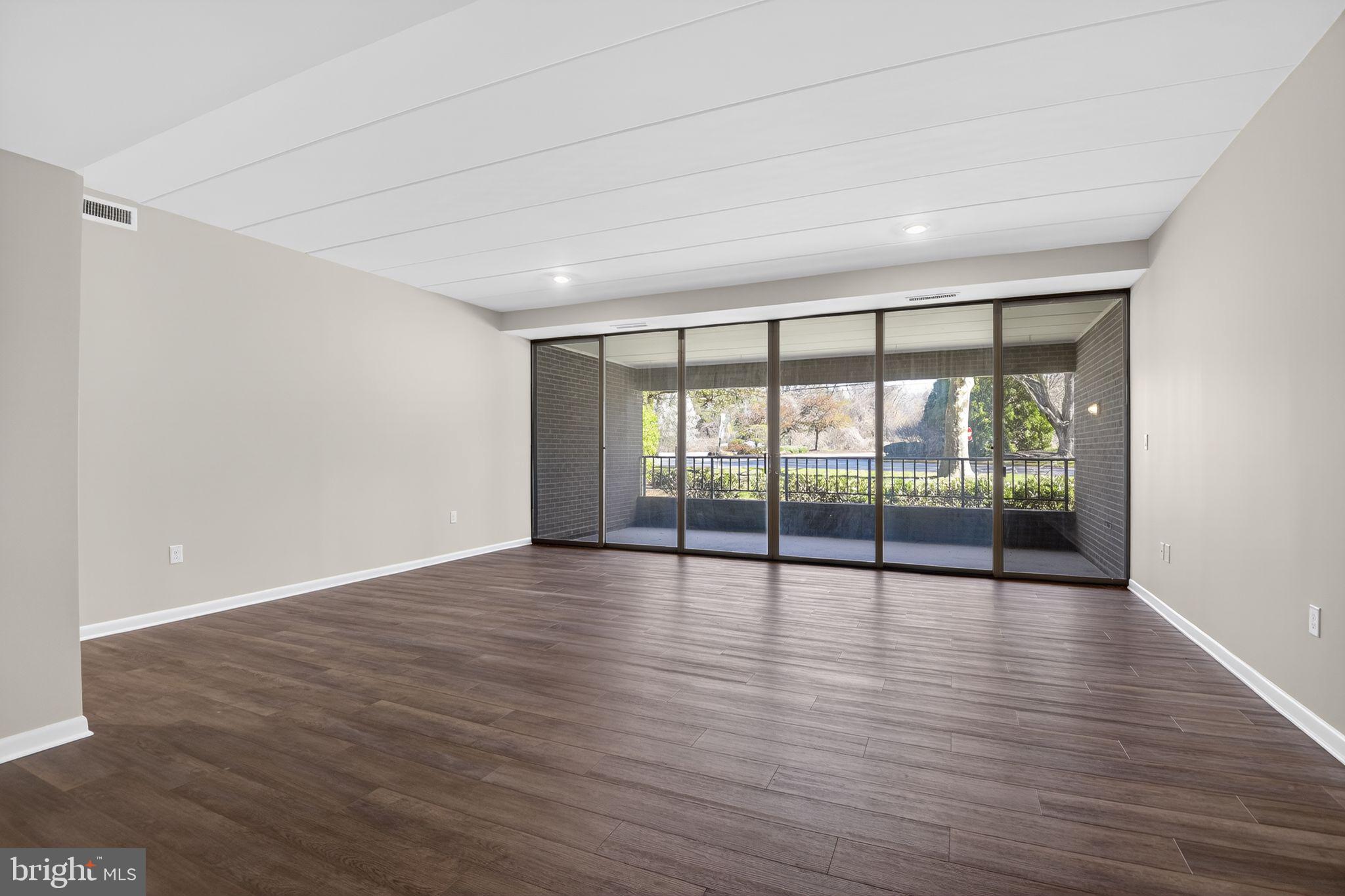 COFFEE RUN - Residential