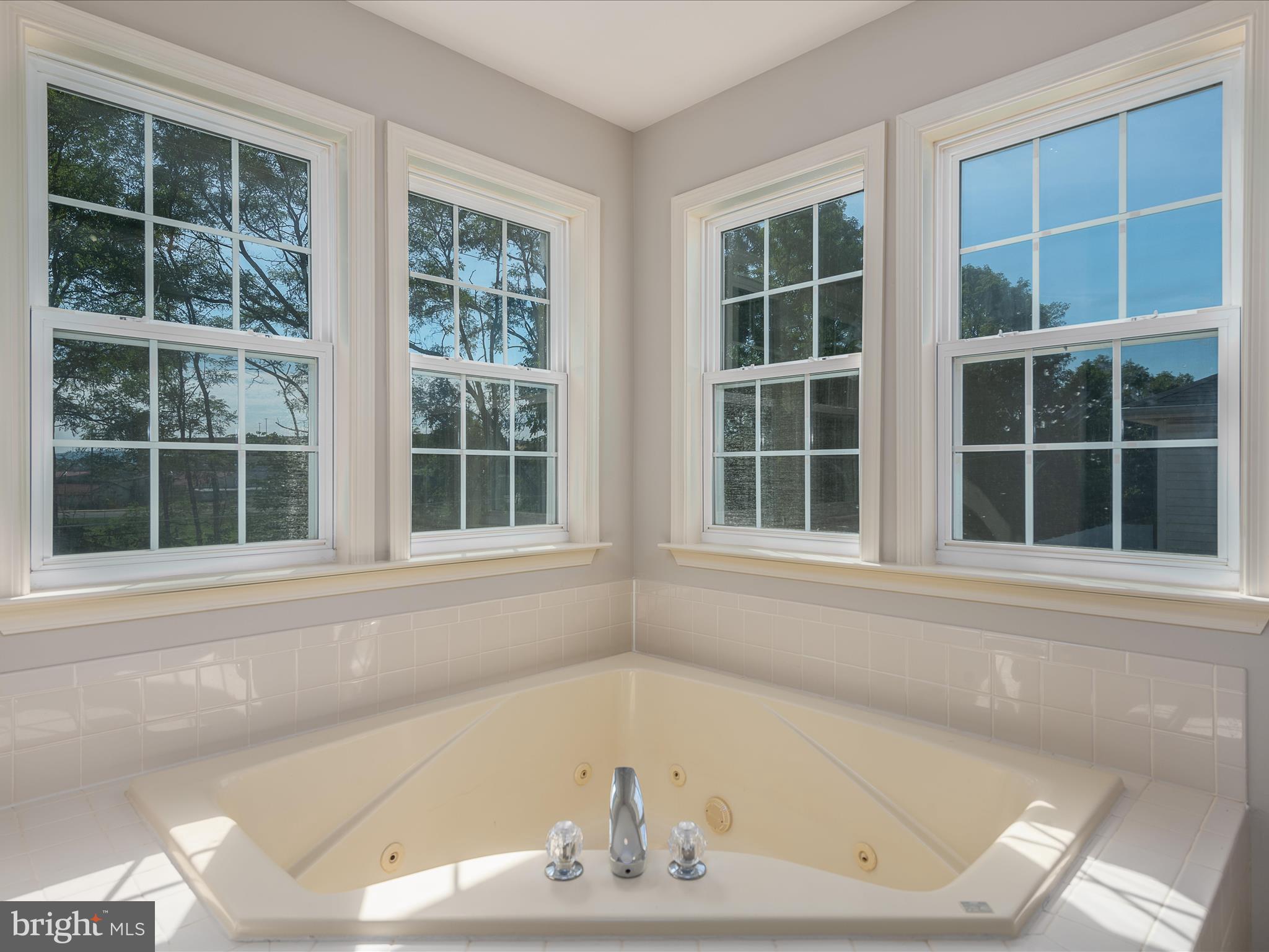 RANSON ESTATES CIRCLE - Residential