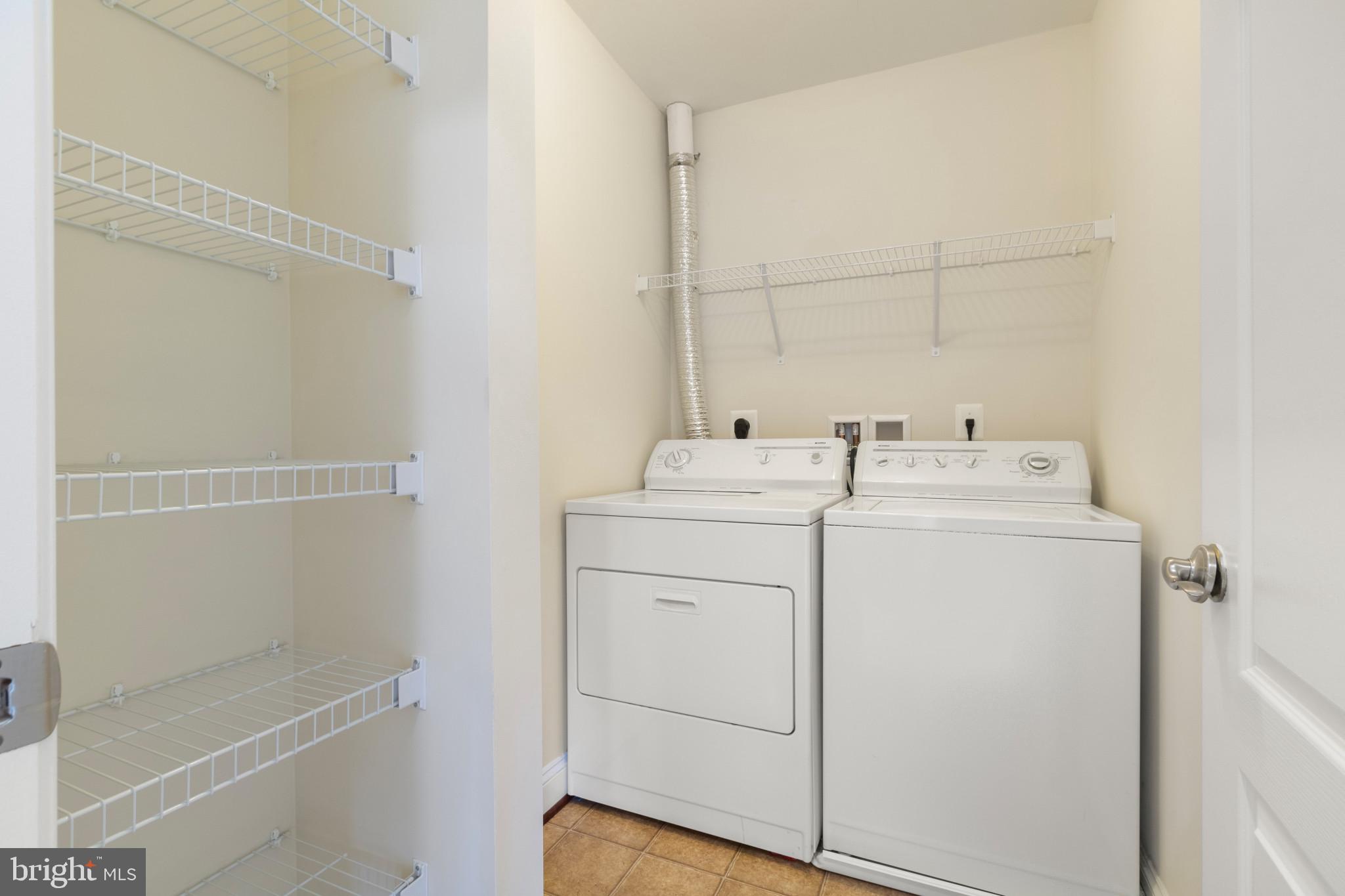 SADDLE RIDGE - Residential