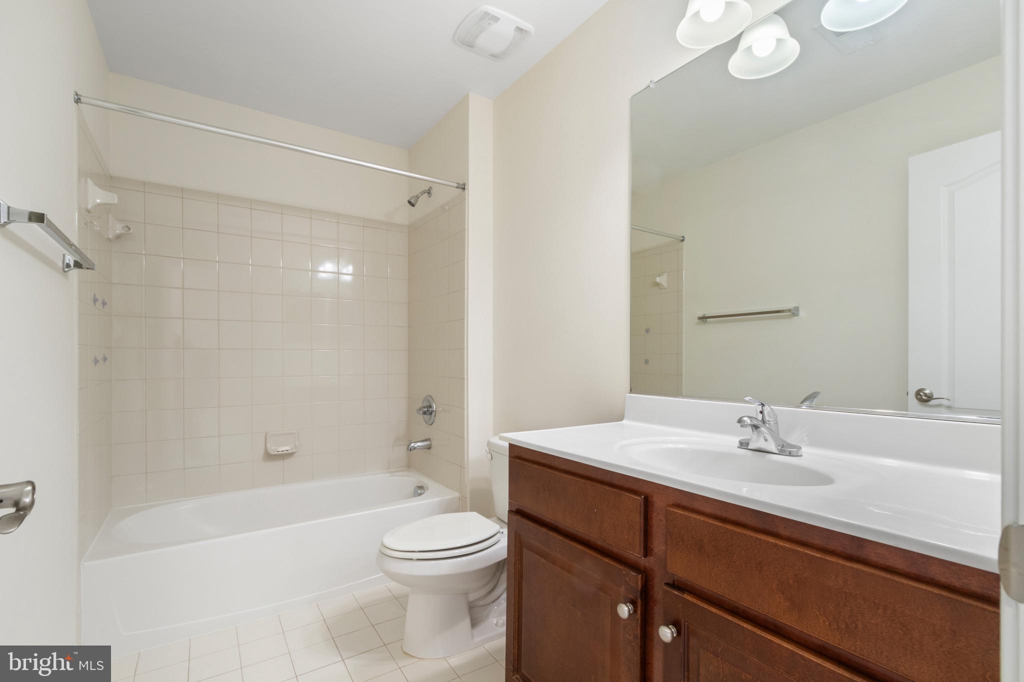 SADDLE RIDGE - Residential