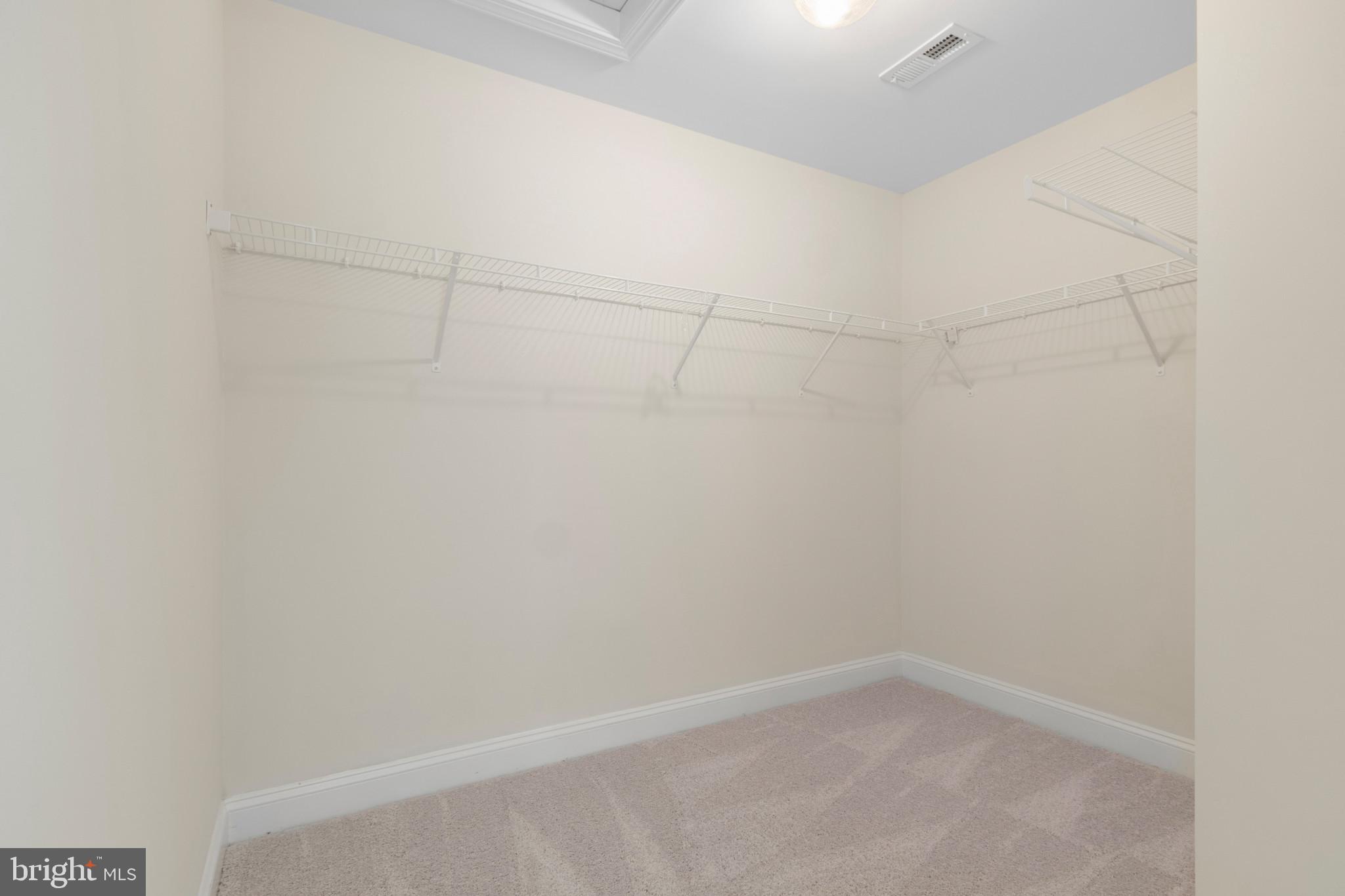 SADDLE RIDGE - Residential